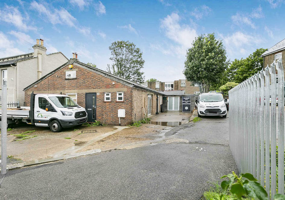 The Rail View, 188 Selsdon Road and 63 Jarvis Road, South Croydon, CR2 6PL
