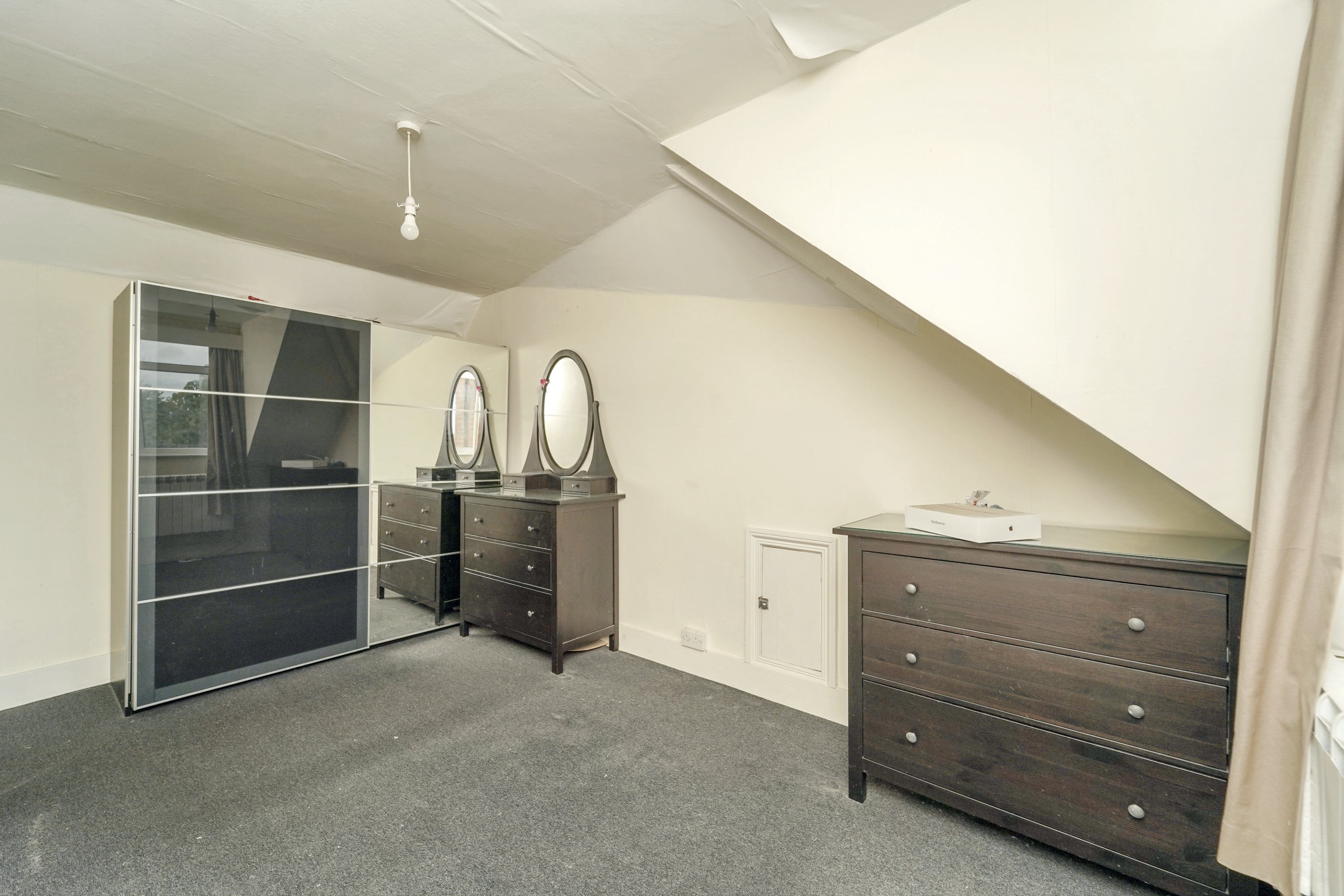 Flat 5, 2 Cranes Park Avenue, Surbiton, Surrey, KT5 8BX