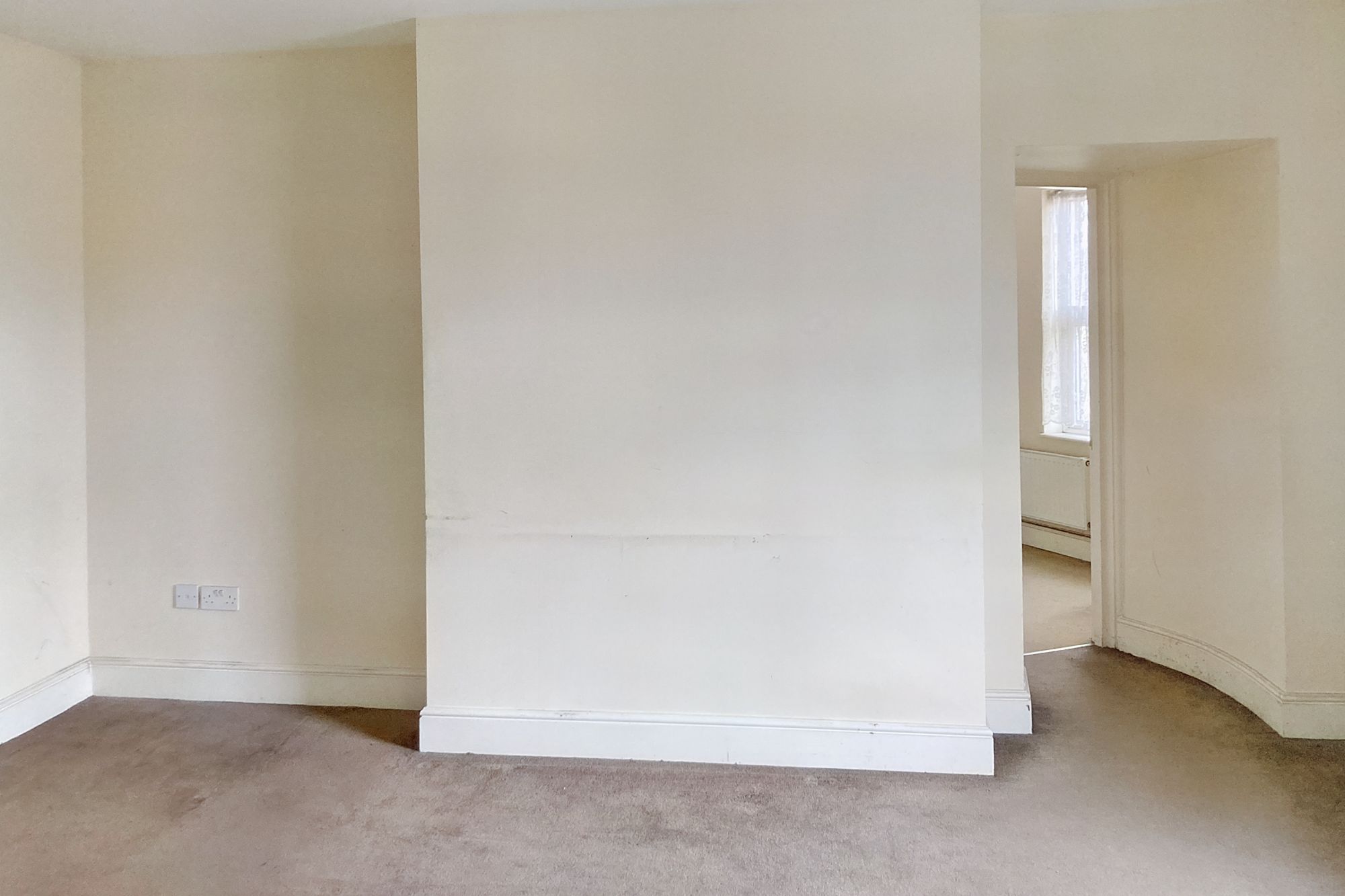 Flat 8 34 Tonbridge Road, Maidstone, Kent, ME16 8SH