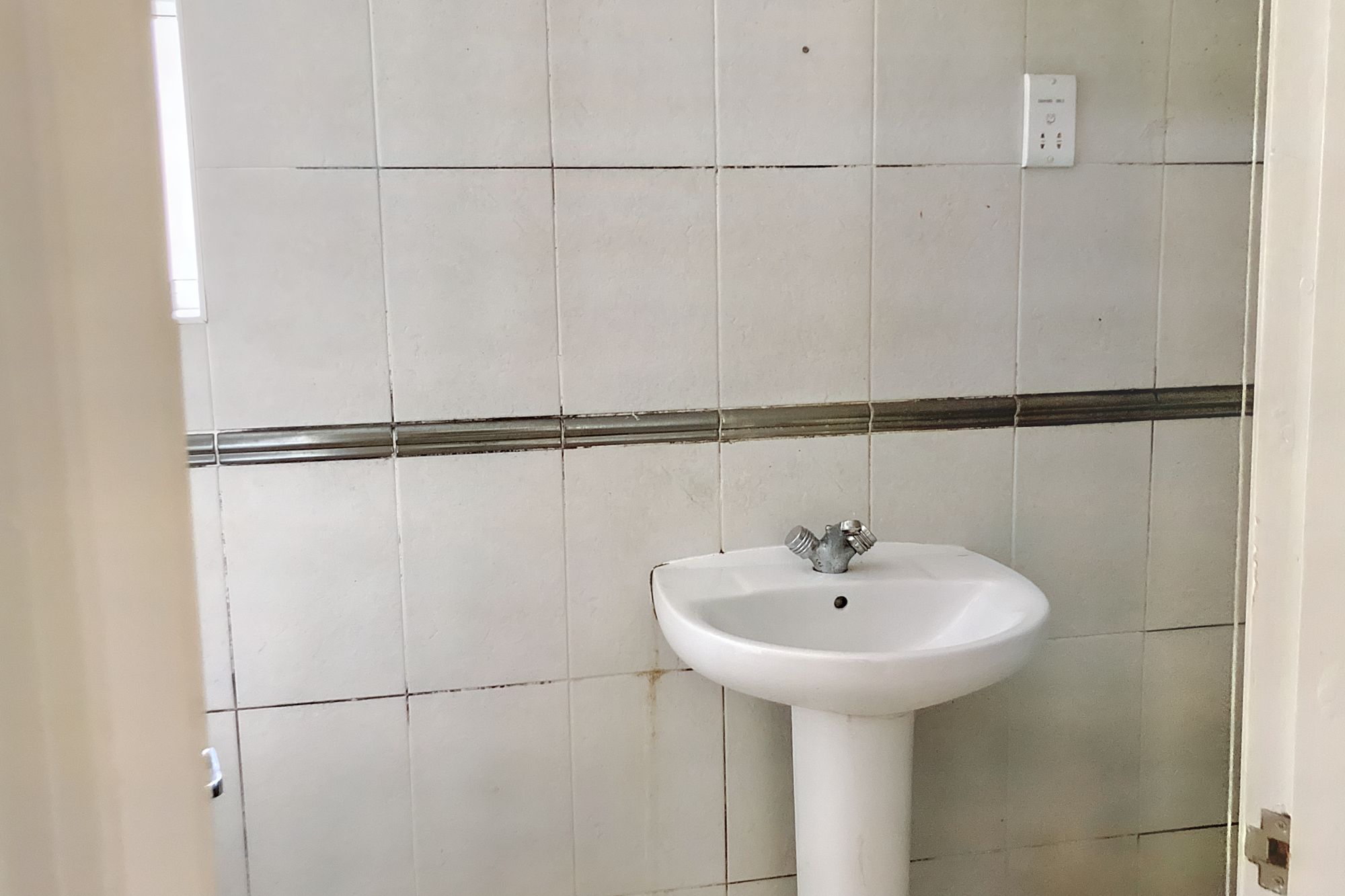 Flat 8 34 Tonbridge Road, Maidstone, Kent, ME16 8SH