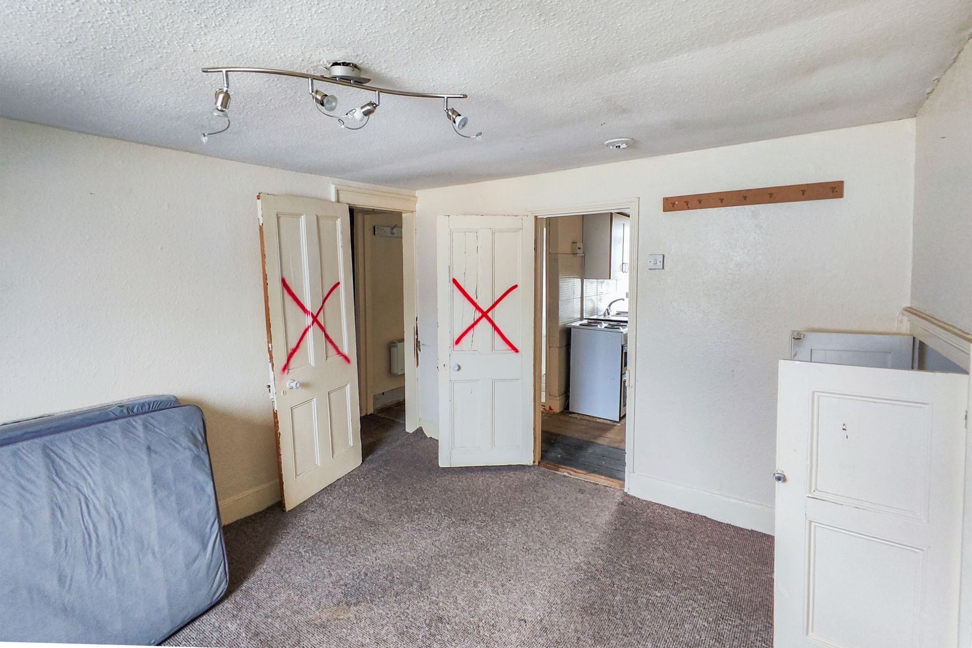 Second Floor Flat, 13 Victoria Place, Stoke, Plymouth, PL2 1BY