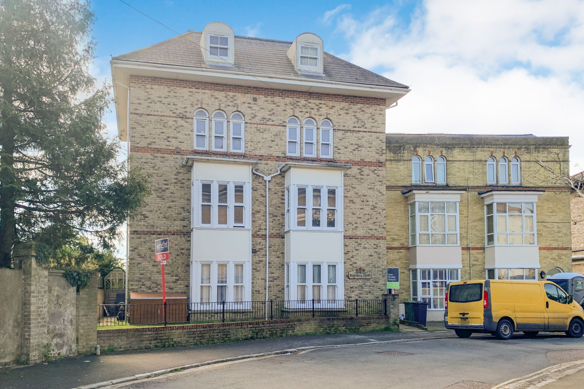 Flat 9, 13 Simeon Street, Ryde, Isle Of Wight, PO33 1JZ