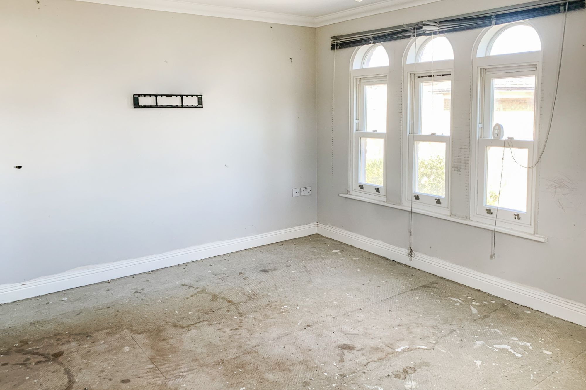 Flat 9, 13 Simeon Street, Ryde, Isle Of Wight, PO33 1JZ