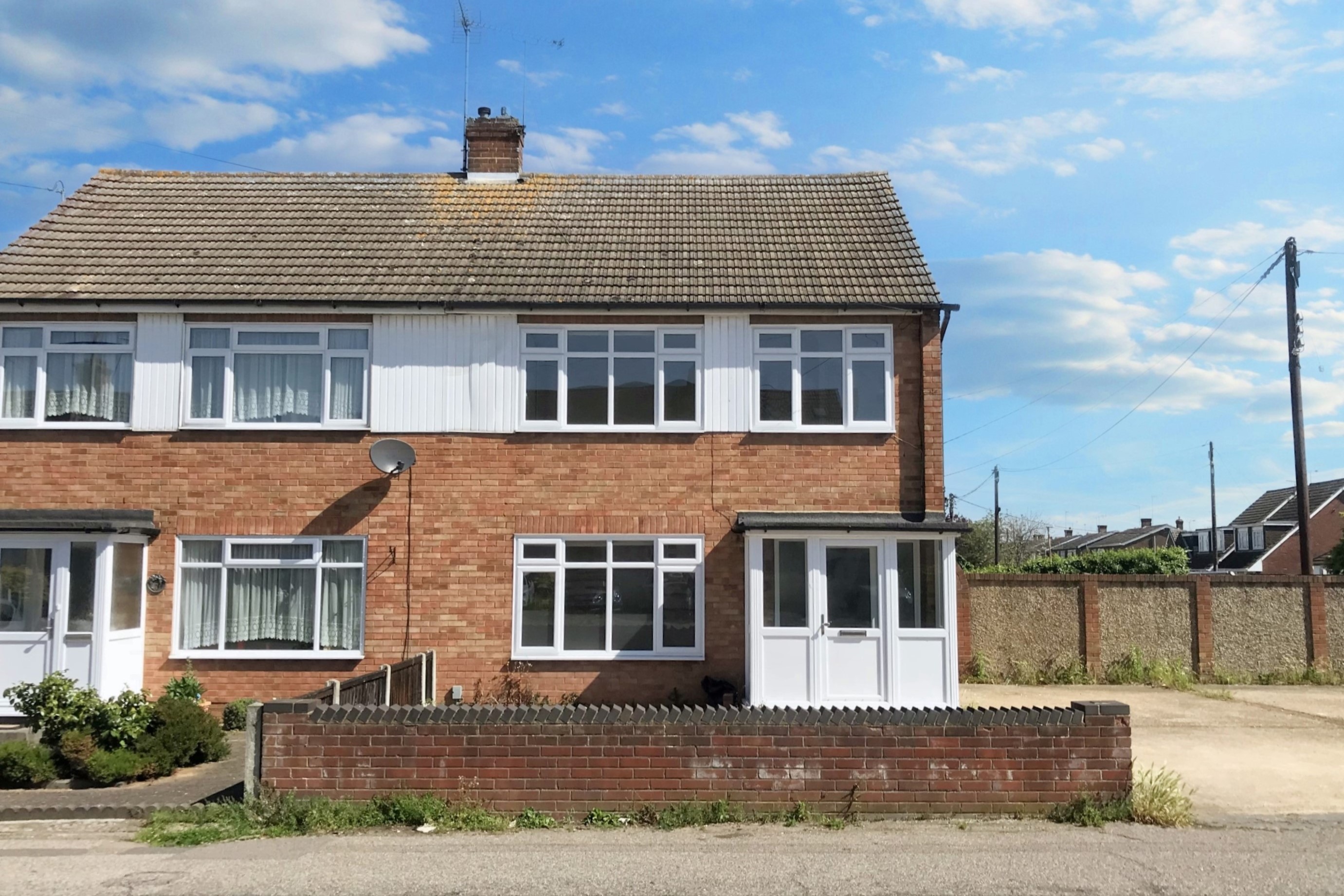 49 Church Road, Benfleet, Essex, SS7 4BP