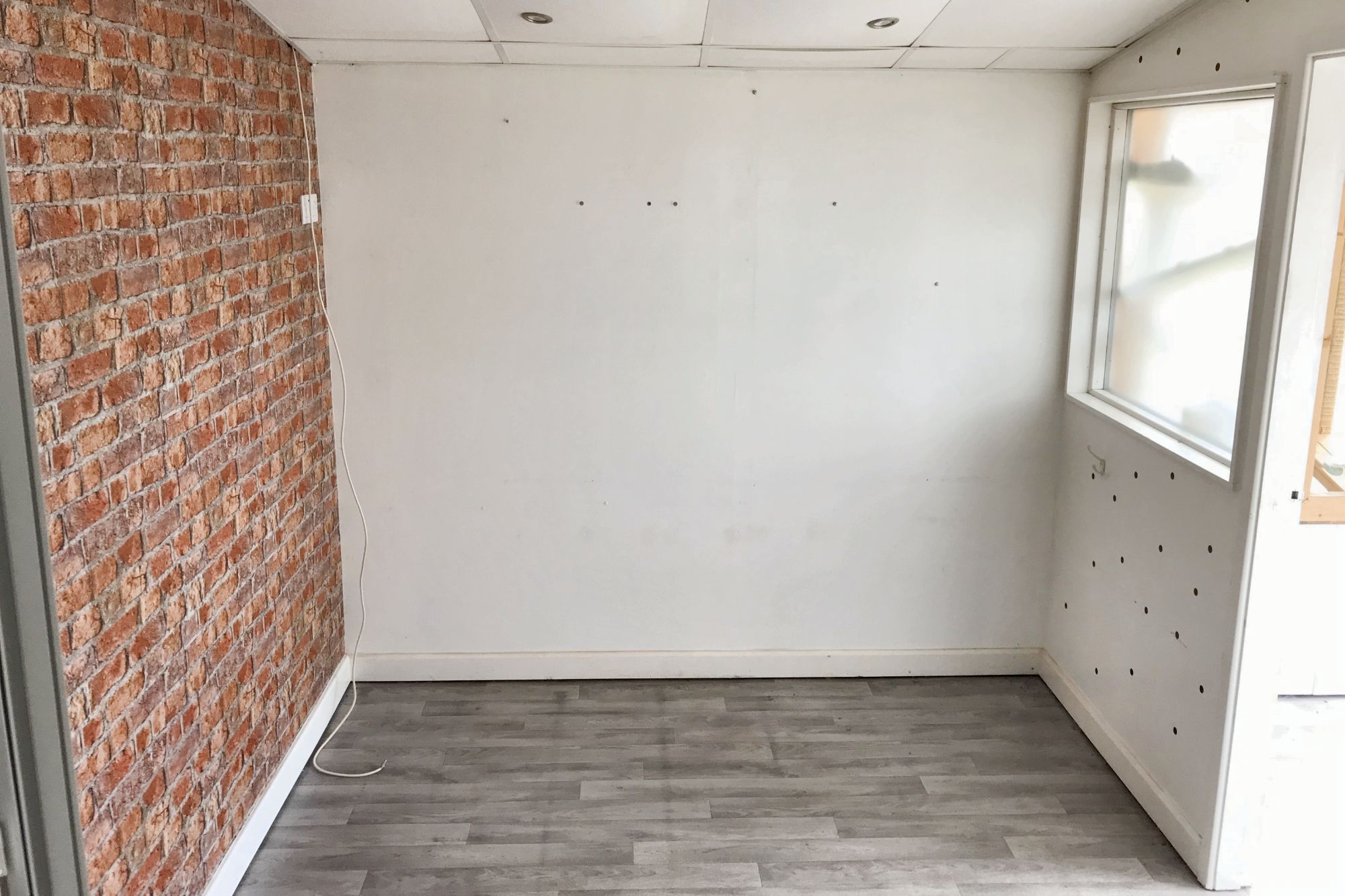 49 Church Road, Benfleet, Essex, SS7 4BP