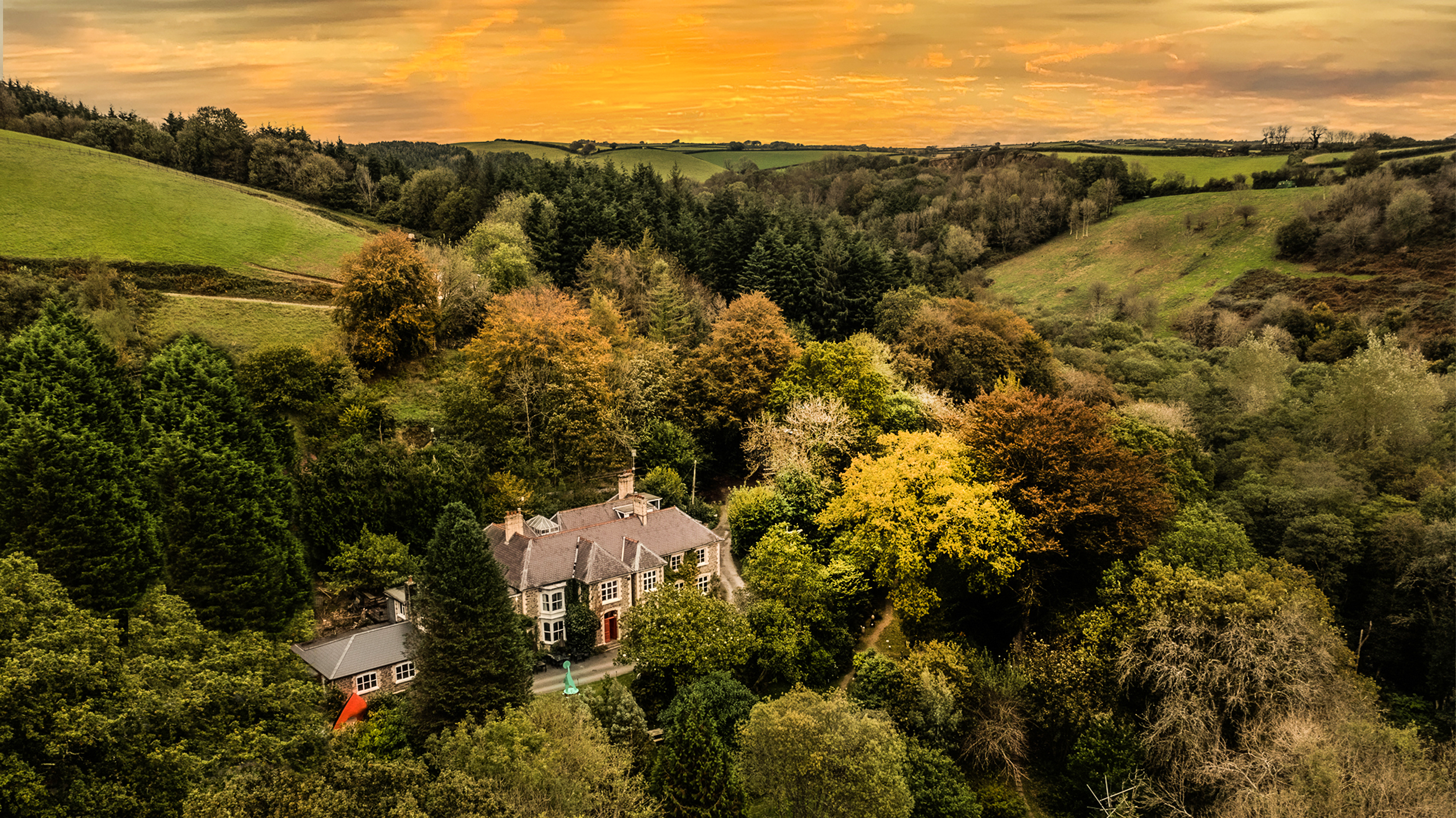Broomhill Estate, Muddiford, Barnstaple, EX31 4EX