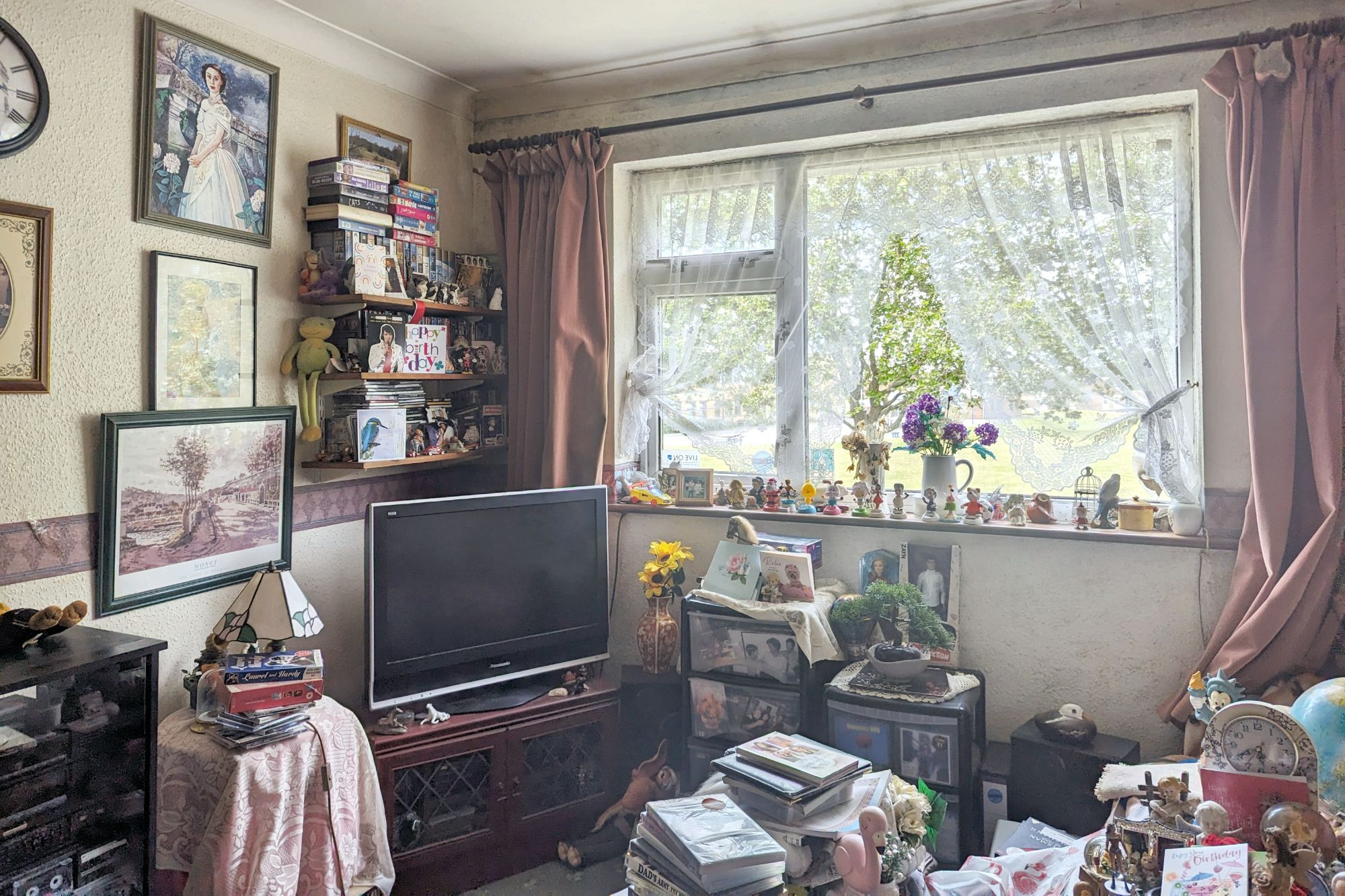 97 Woolwich Road, Bexleyheath, Kent, DA7 4LP