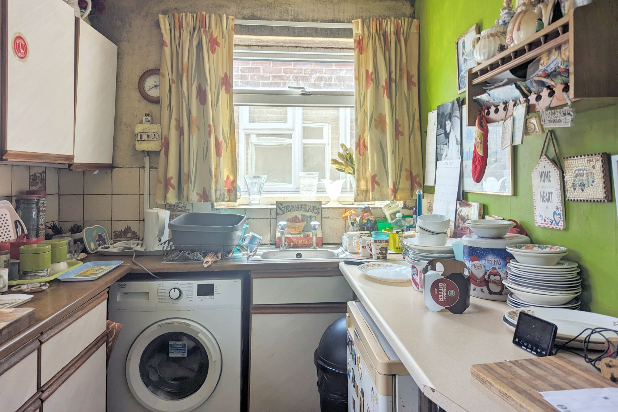97 Woolwich Road, Bexleyheath, Kent, DA7 4LP