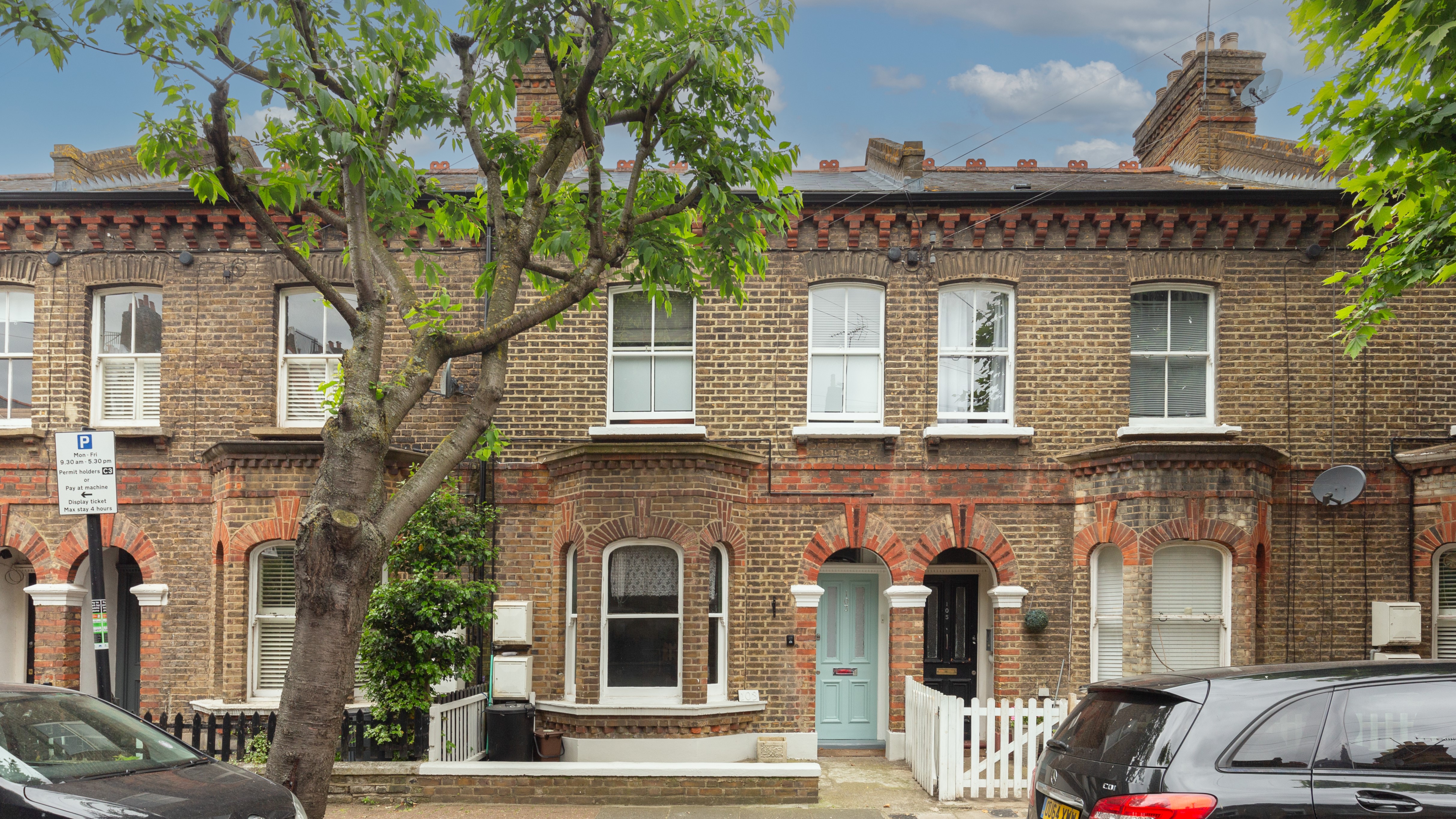 Ground Floor Flat 103 Grayshott Road, Battersea, London, SW11 5UD
