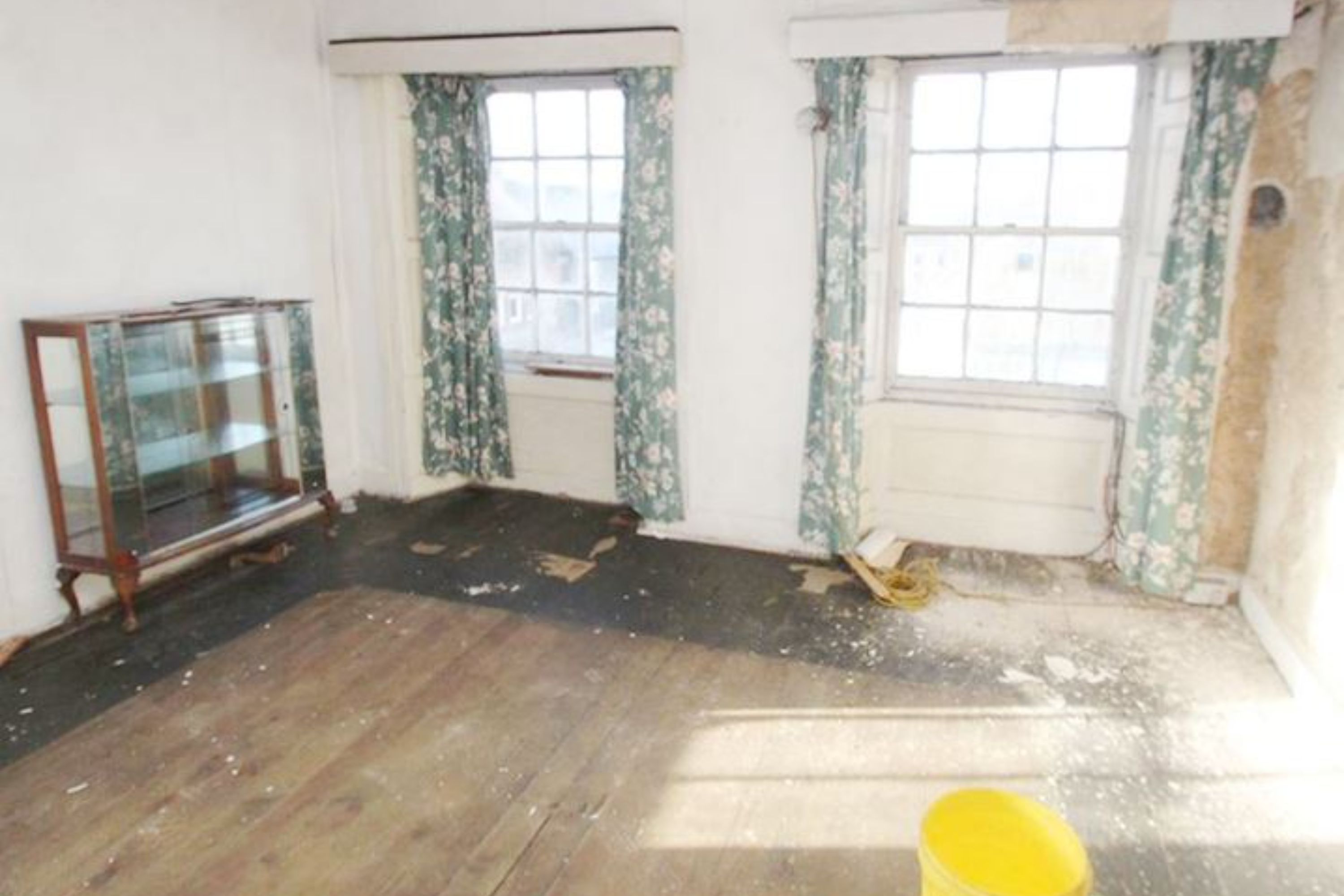 193 King Street, Former Hotel, Castle Douglas, DG7 1DZ