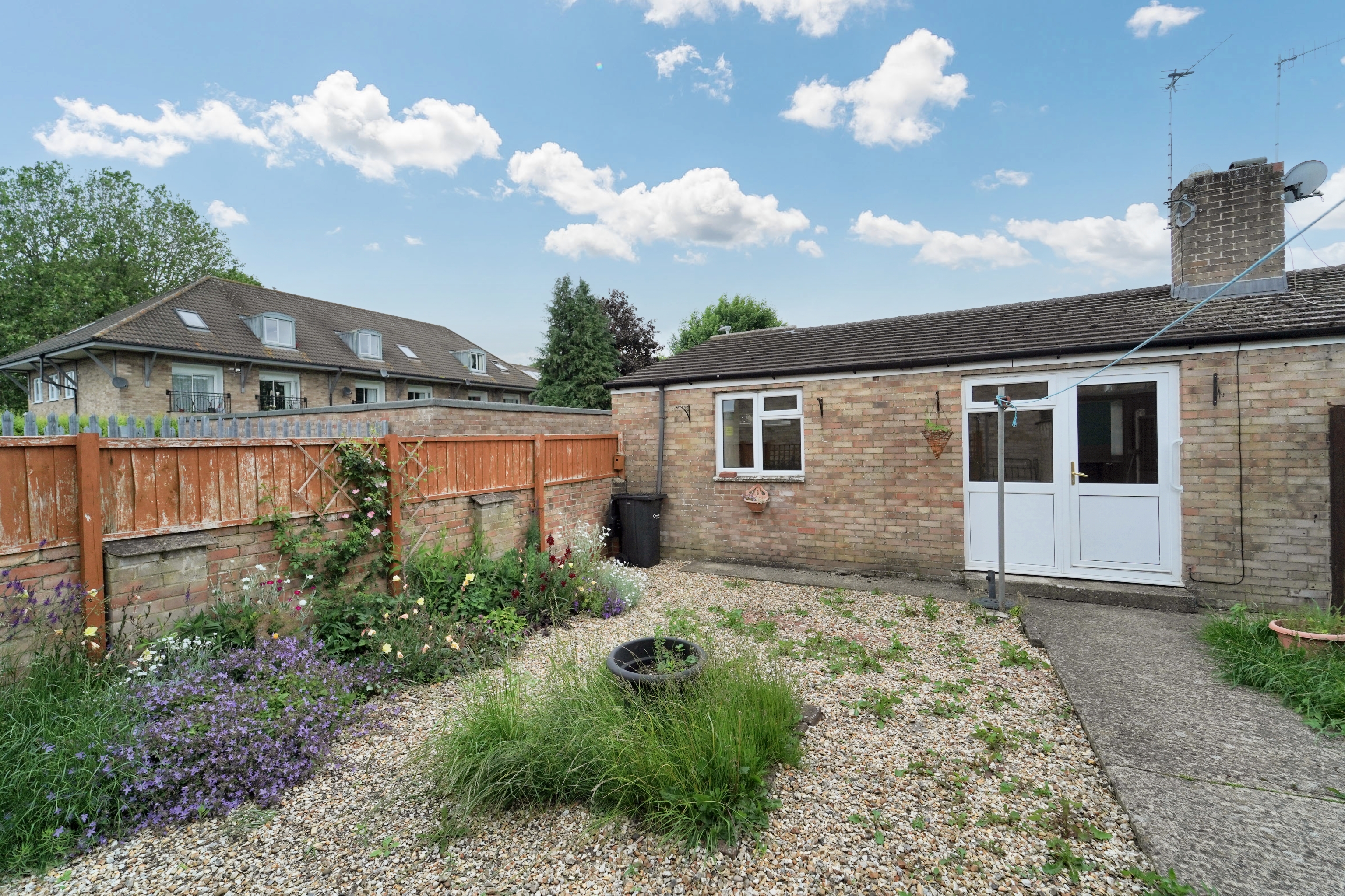 1 Colemans Close, Calne, Wiltshire, SN11 8NJ