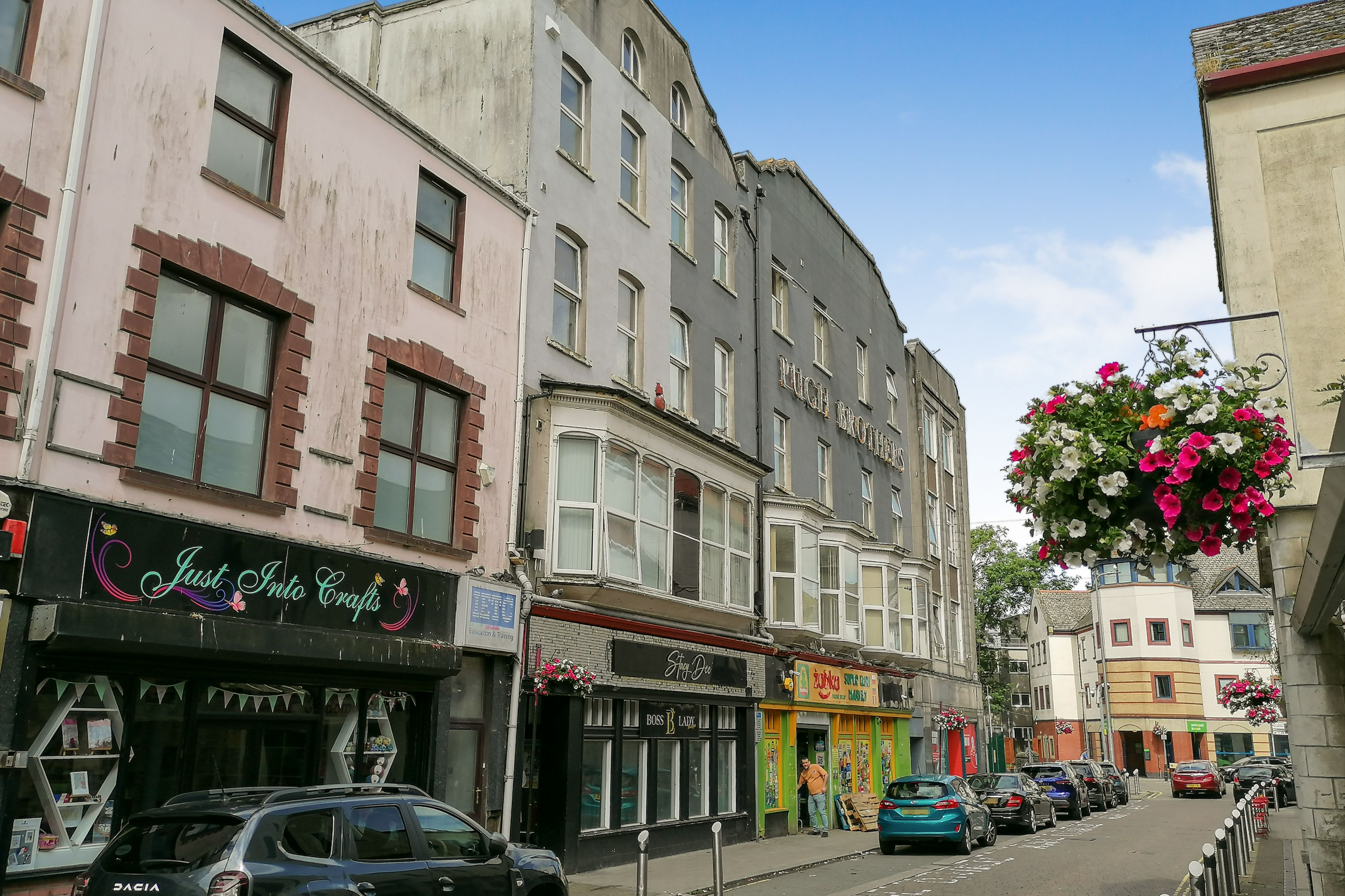 17 Cowell Street, Llanelli, Carmarthenshire, SA15 1AP