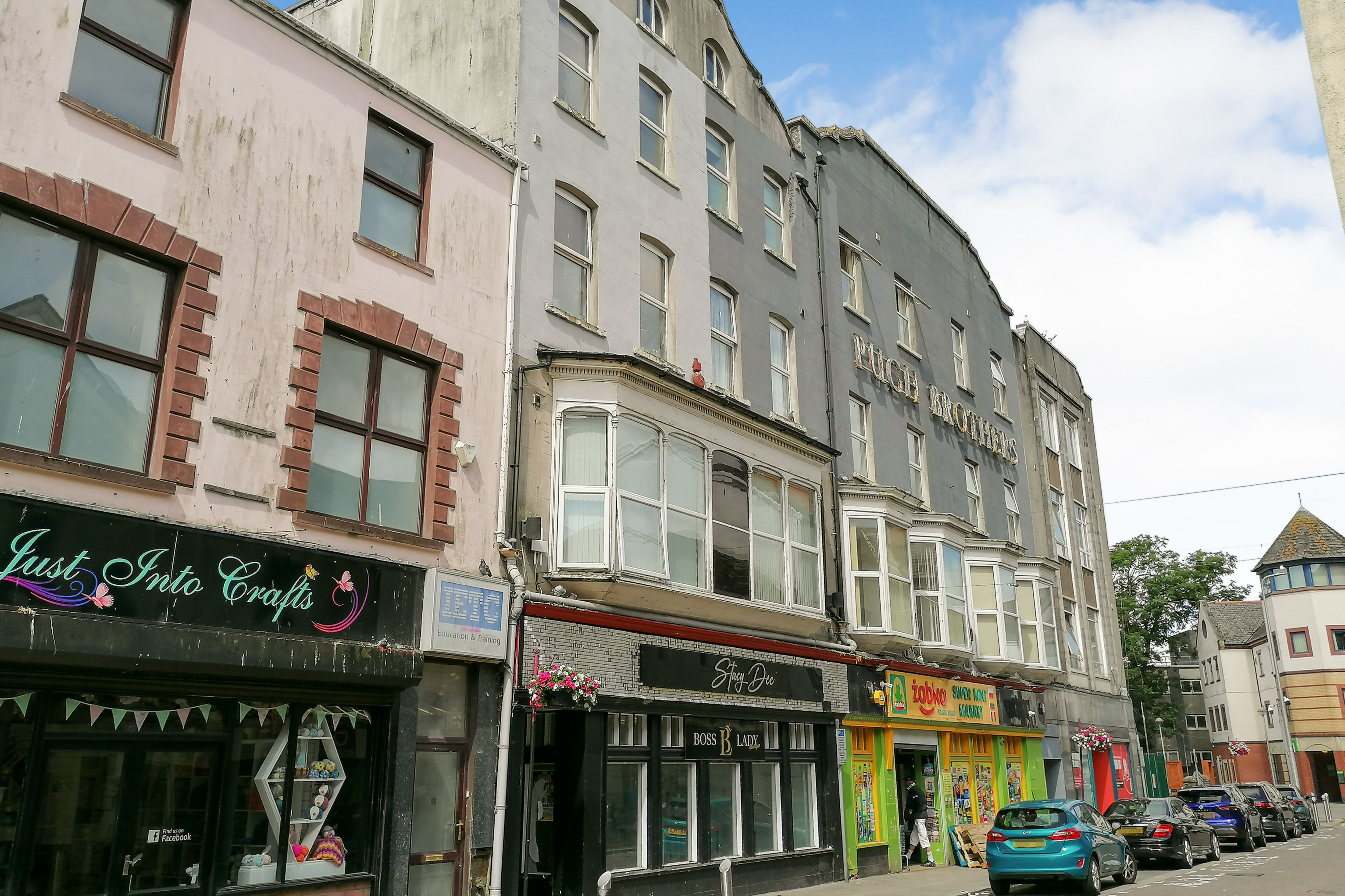 17 Cowell Street, Llanelli, Carmarthenshire, SA15 1AP