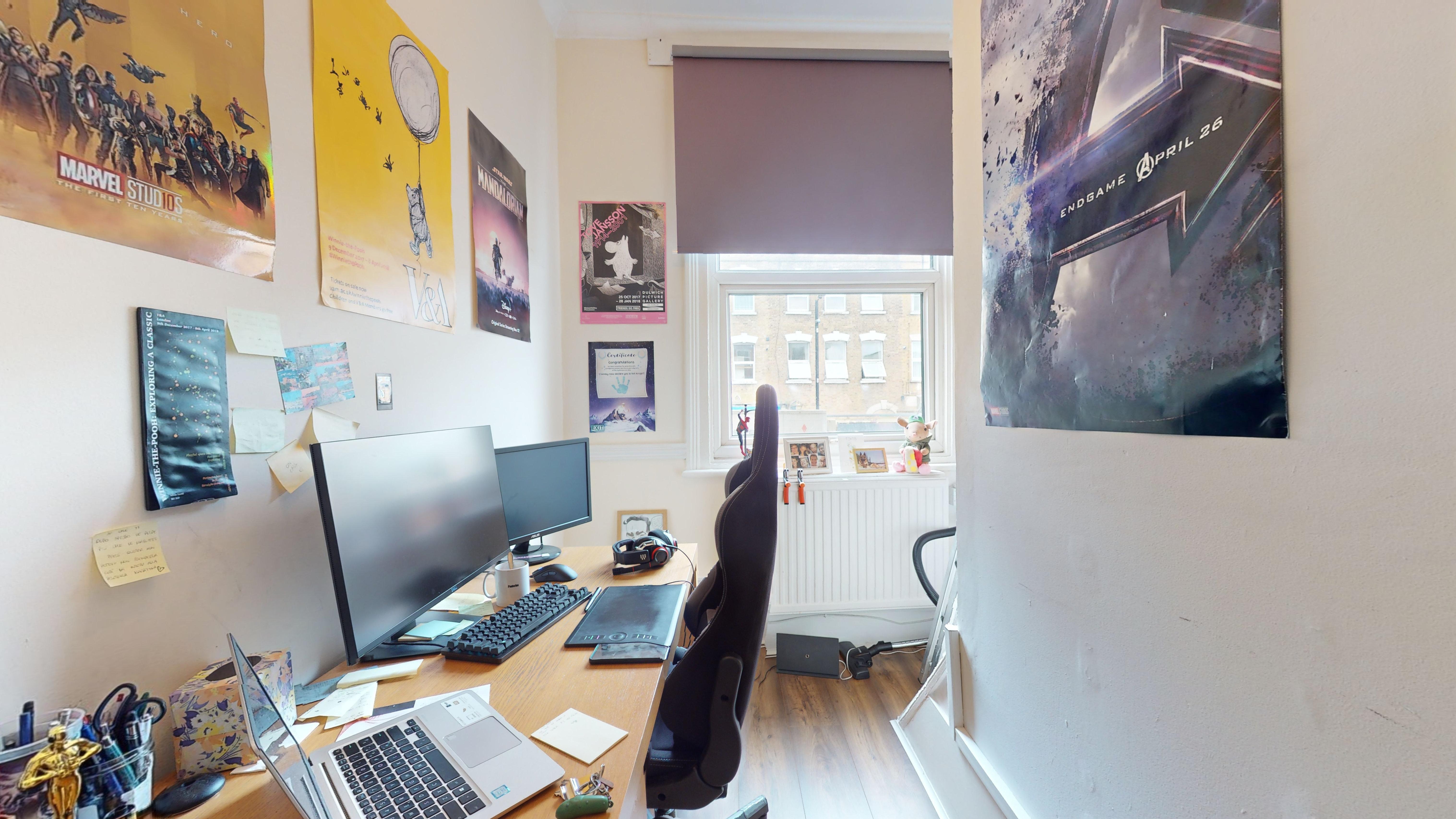Flat A, 6 Blackstock Road, Finsbury Park, London N4 2DL