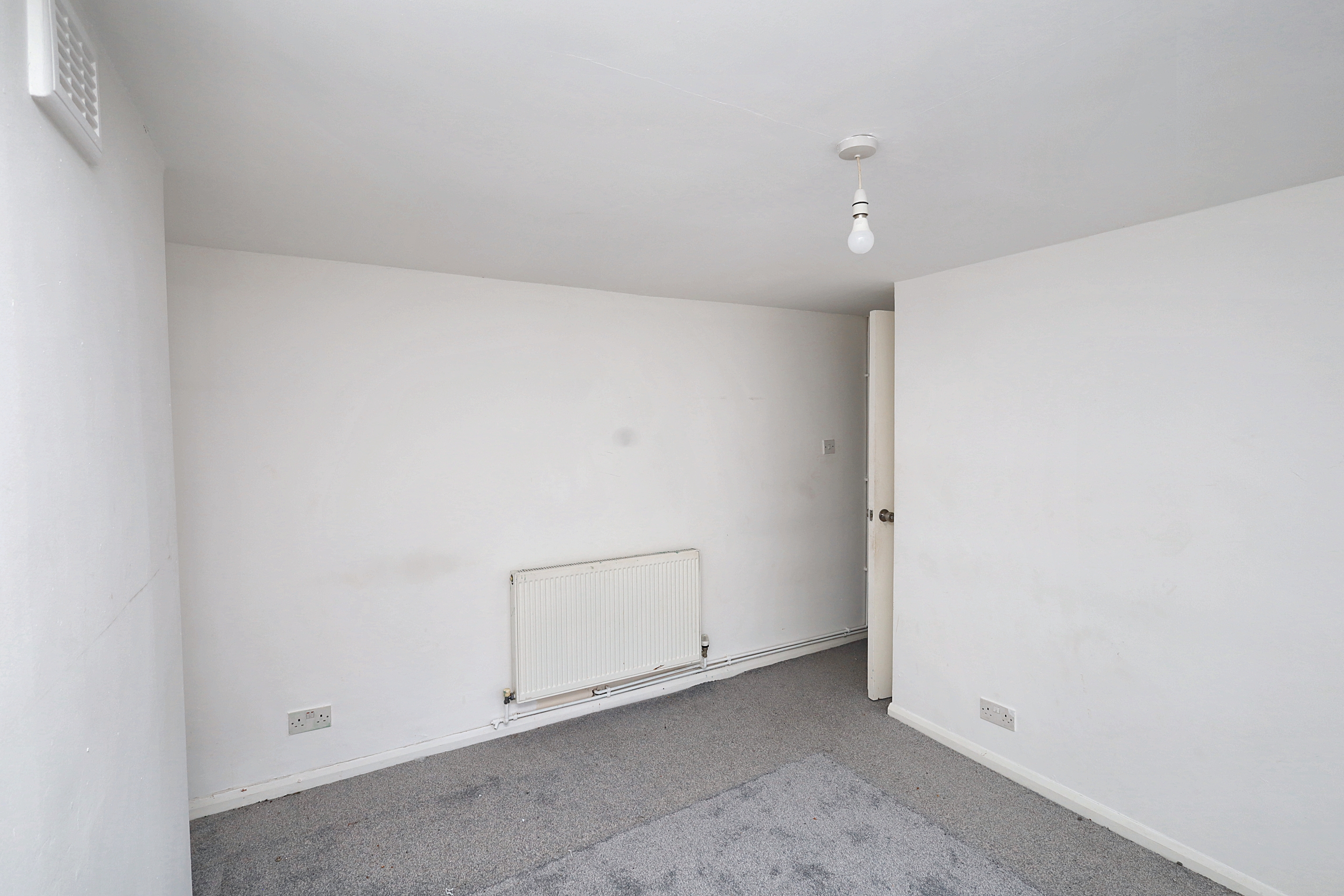 Flat A, 62 Canonbury Road, Islington, London, N1 2DQ