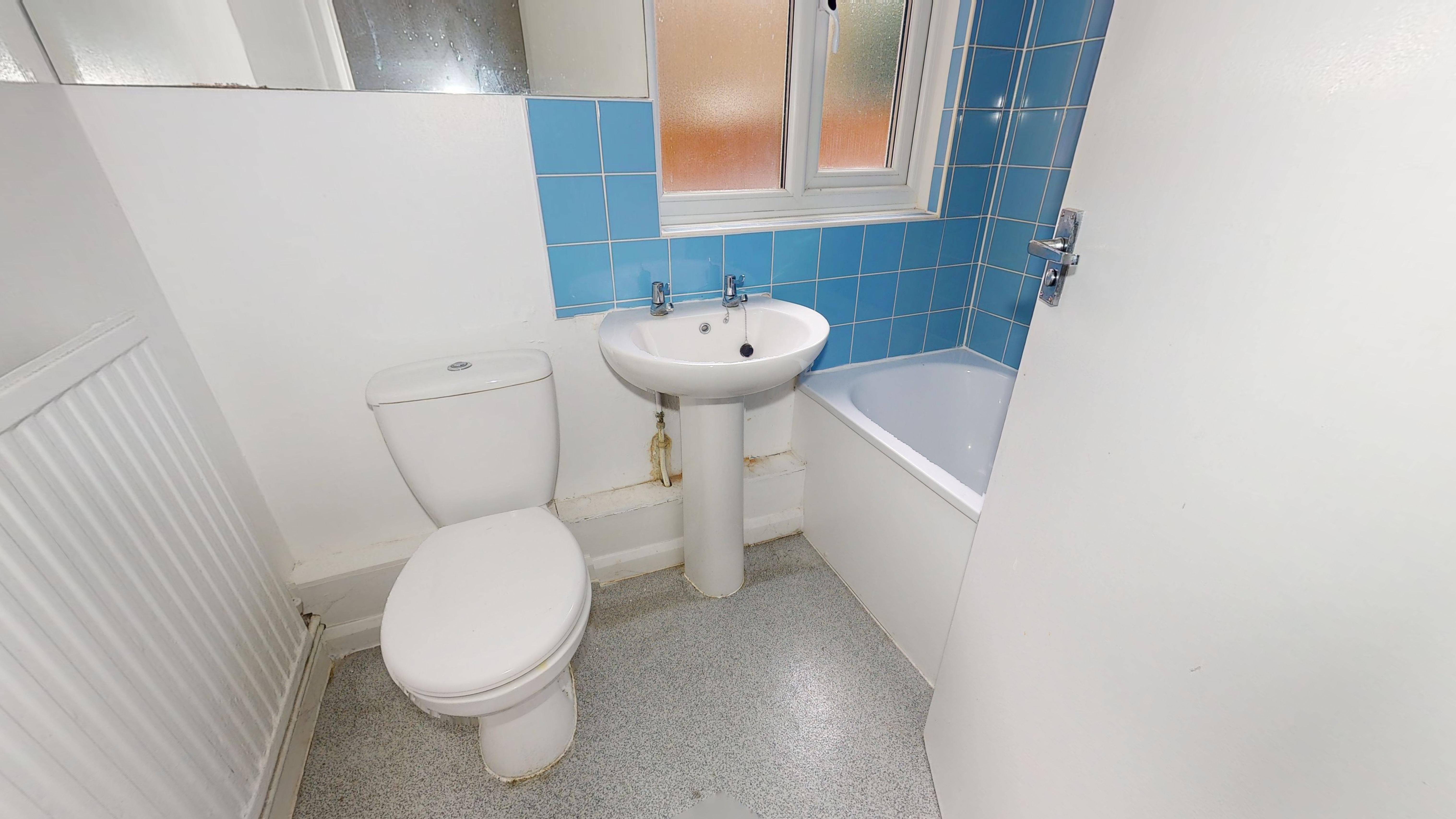 Flat A and B, 98 Embleton Road, Lewisham, London, SE13 7DG