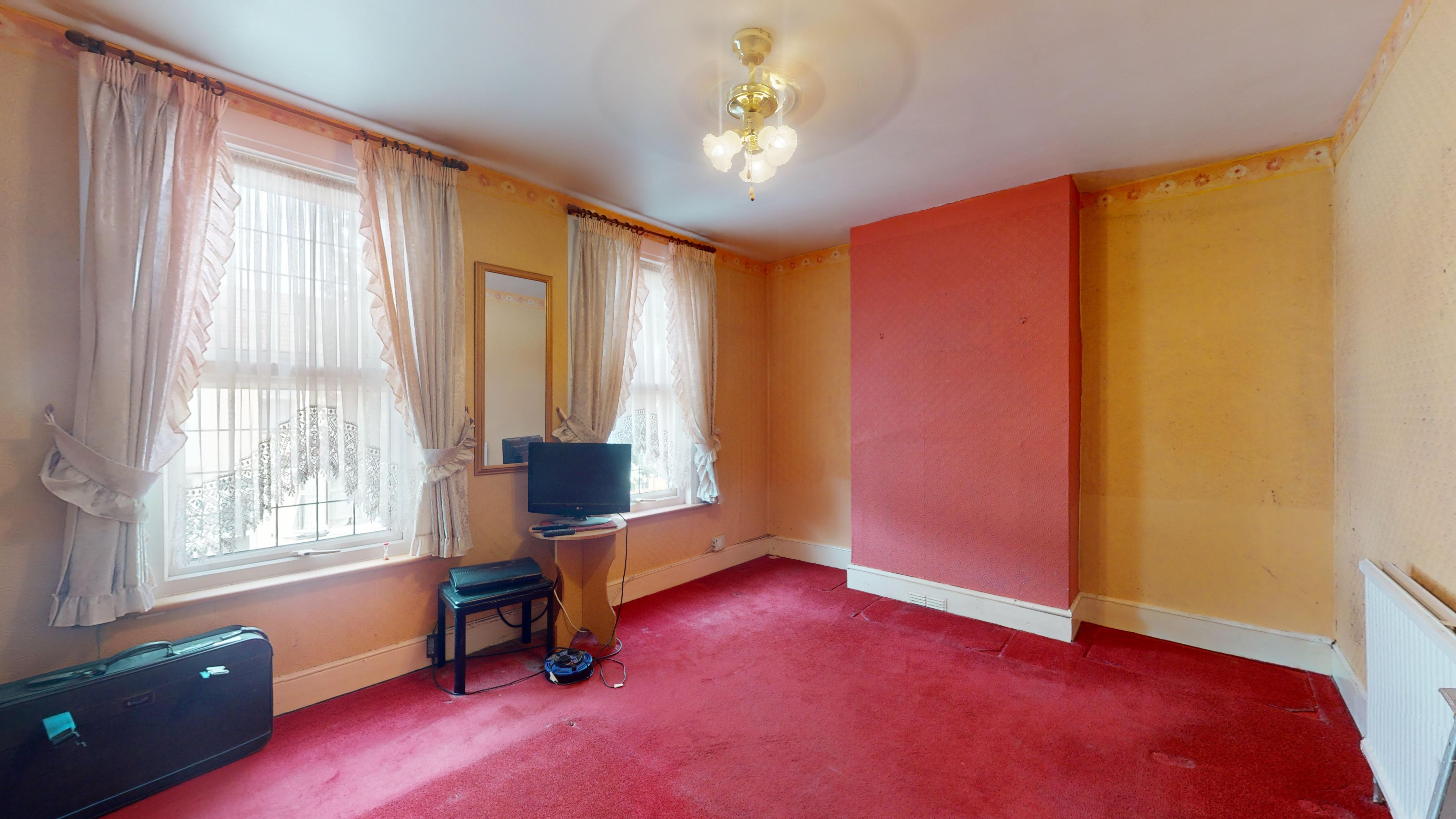 13 Pemdevon Road, Croydon, CR0 3QQ
