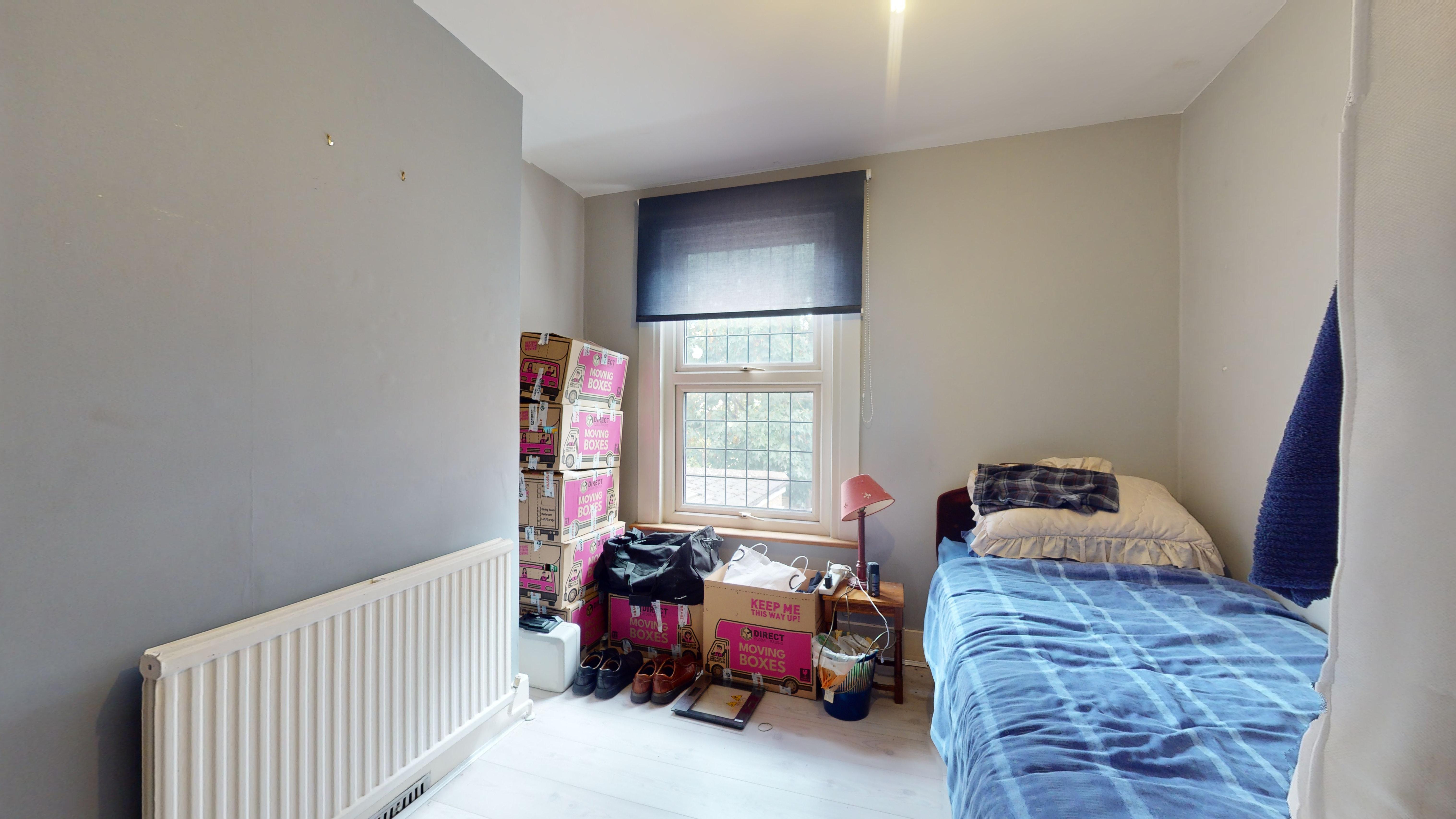 13 Pemdevon Road, Croydon, CR0 3QQ