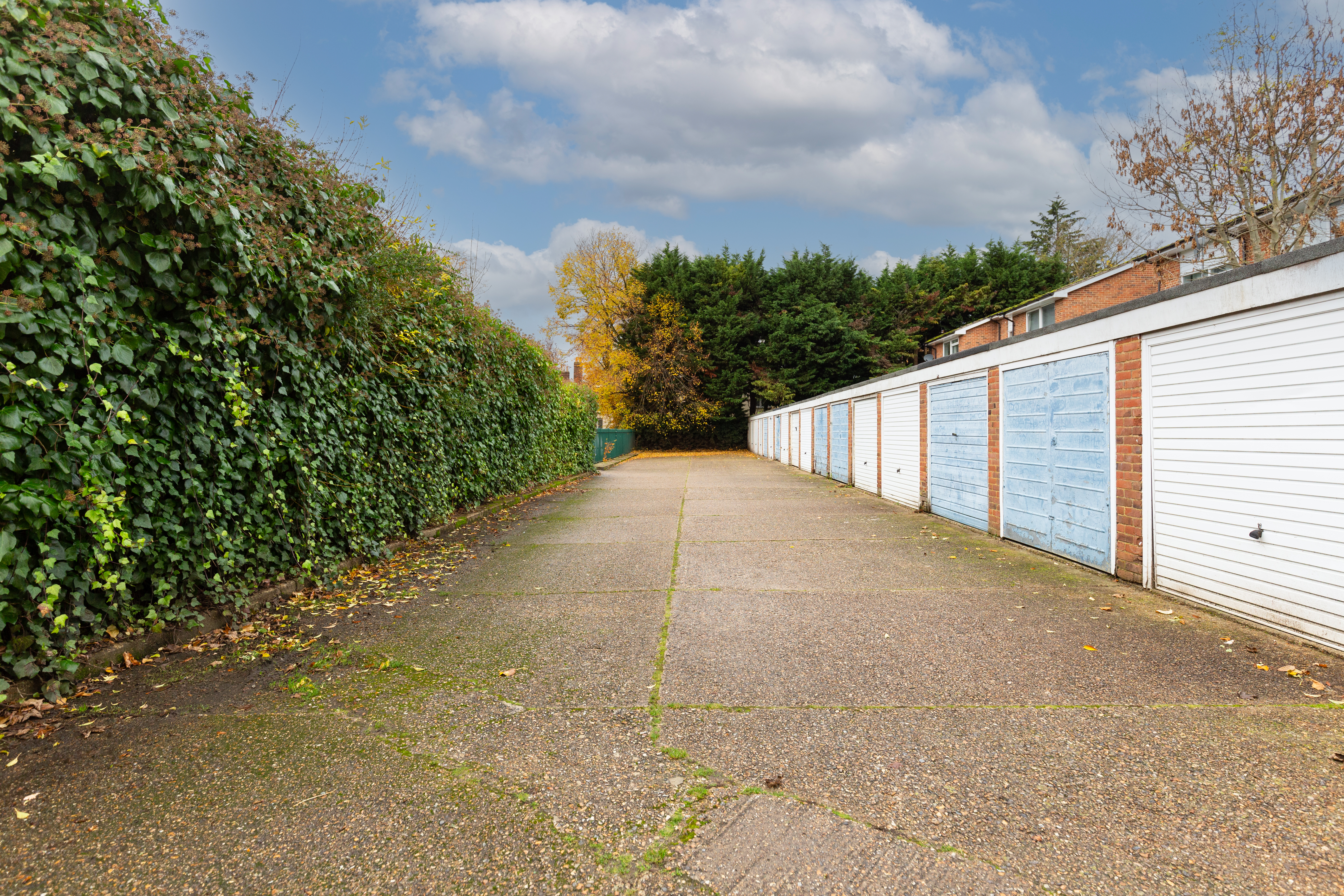 Bolds Court, Rogers Lane, Stoke Poges, Buckinghamshire, SL2 4LR