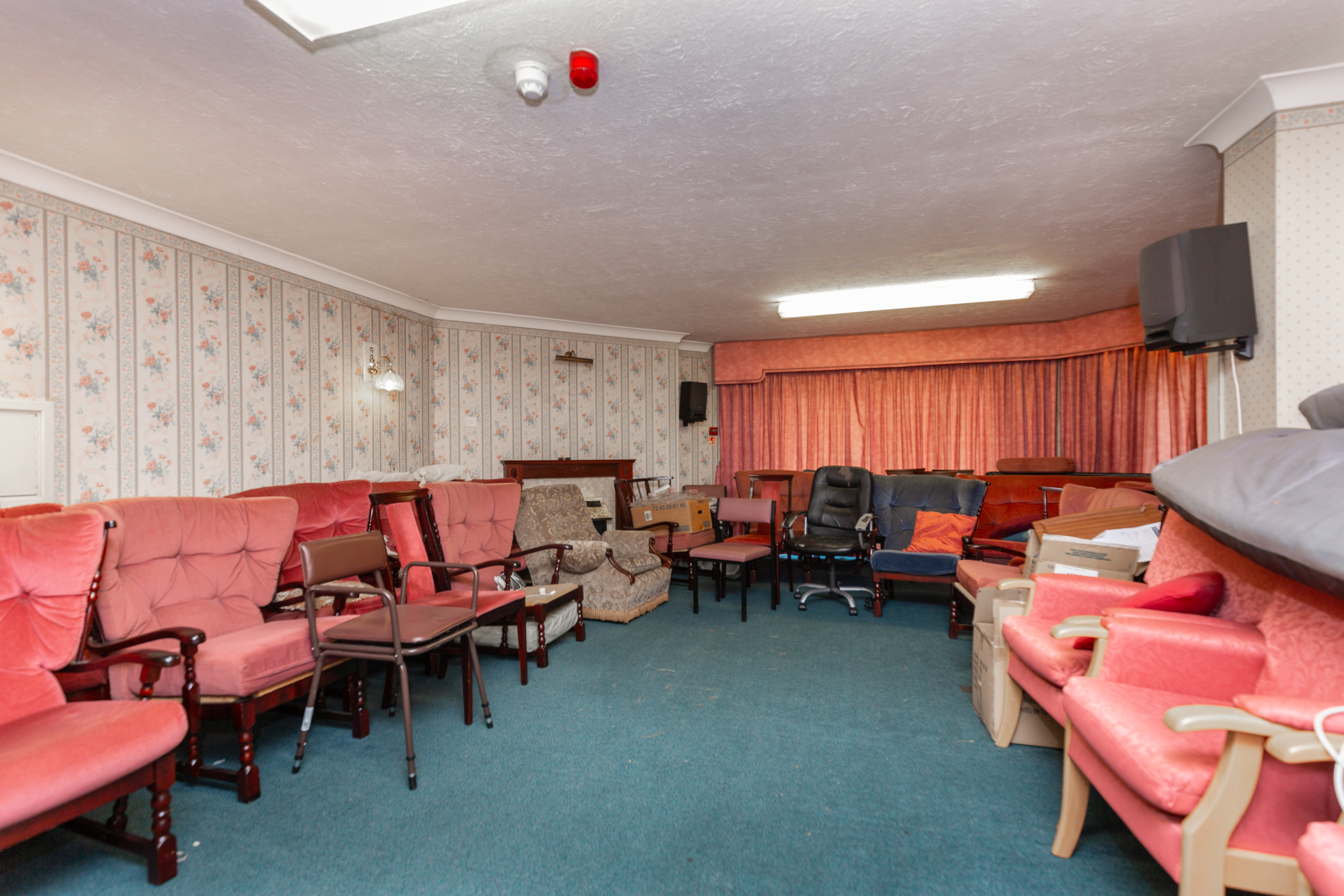 Bolds Court, Rogers Lane, Stoke Poges, Buckinghamshire, SL2 4LR