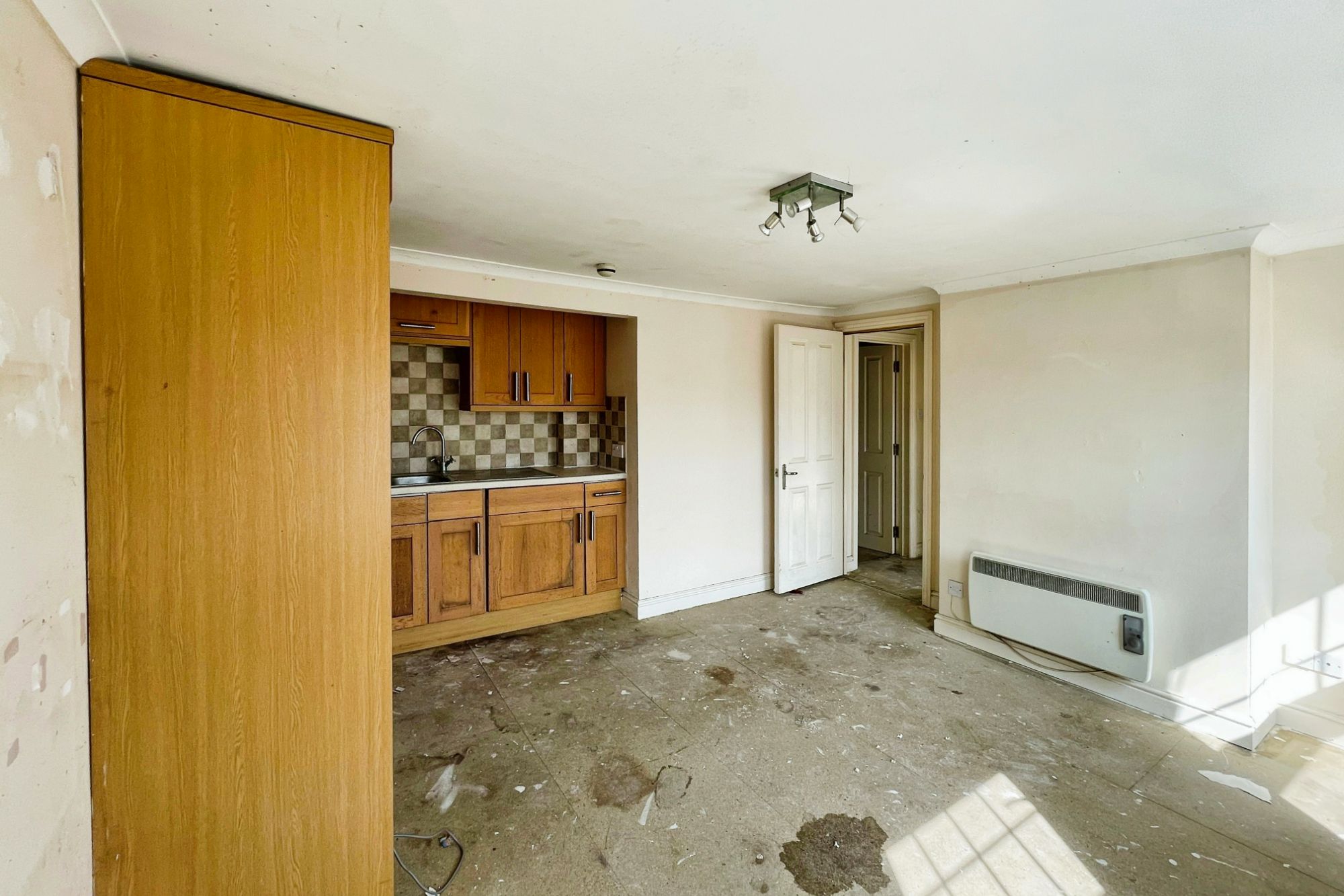Ocean House, 29 Latimer Road, Eastbourne, East Sussex BN22 7BZ