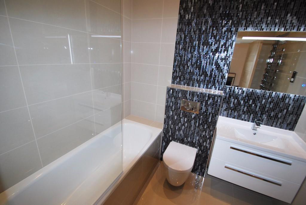 Flat 8, 24 Gwynne Road, Battersea, London, SW11 3GL
