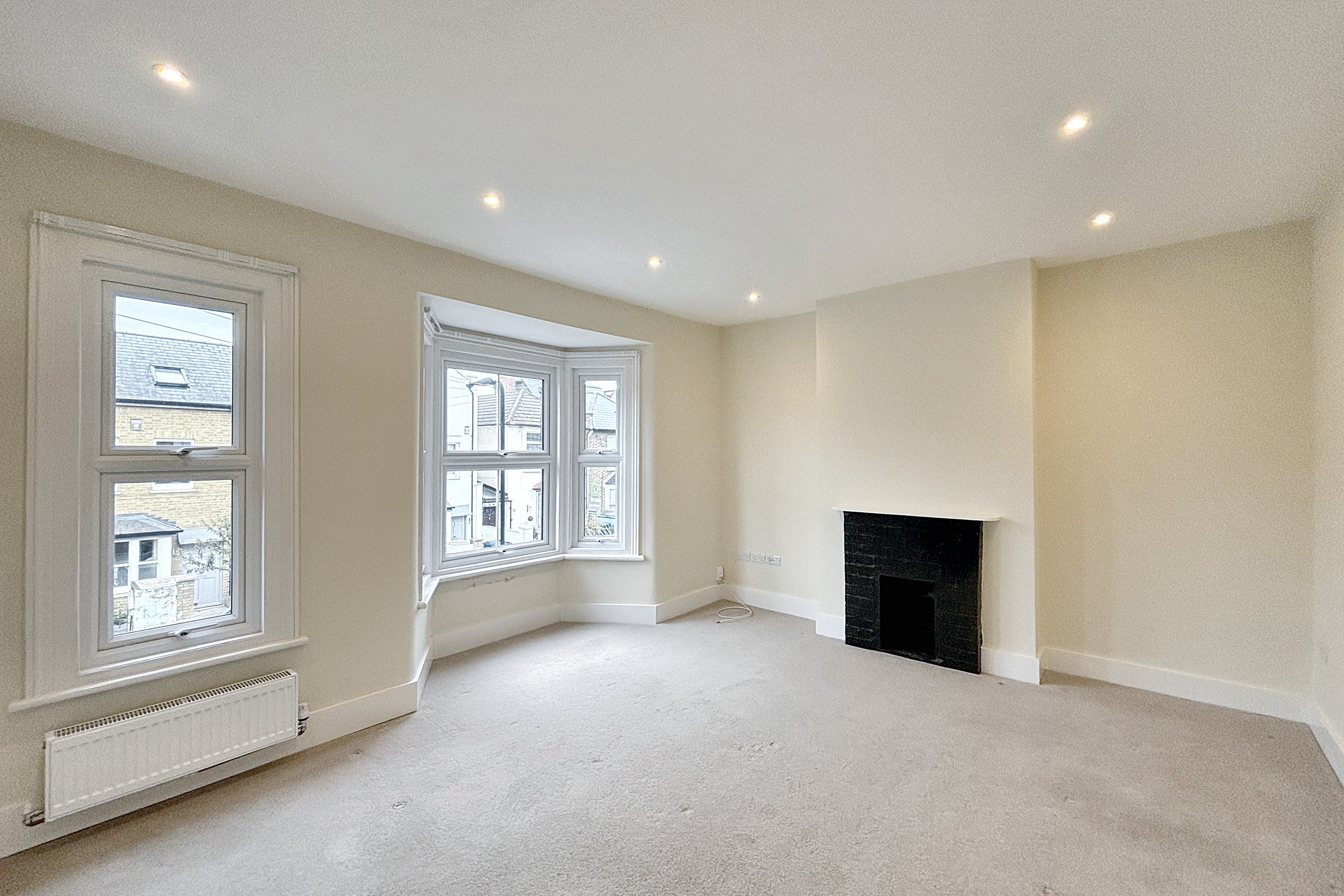 First Floor Flat, 106 Shakespeare Road, Acton, W3 6SN