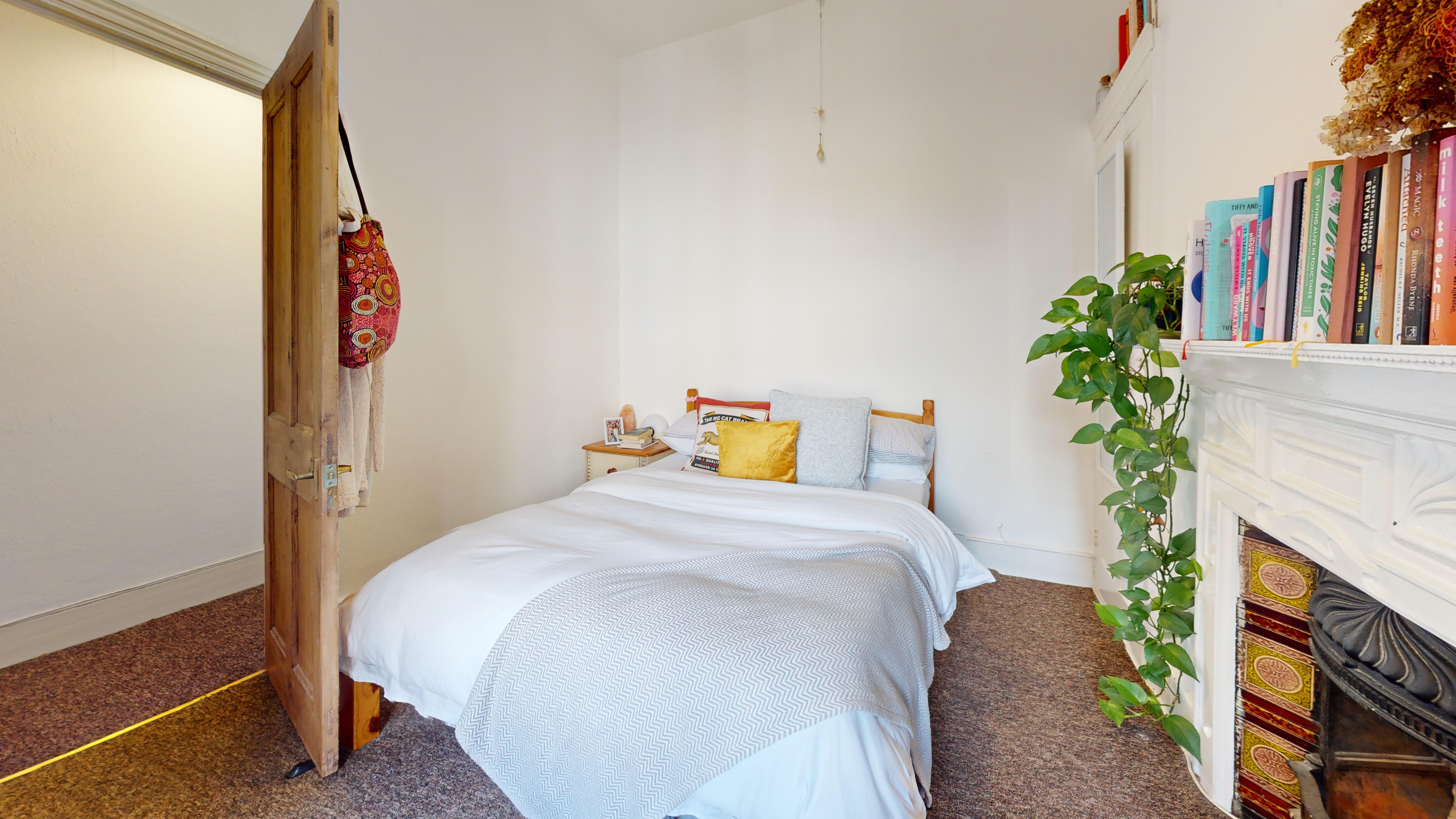 175 Latchmere Road, Battersea, London, SW11 2JZ