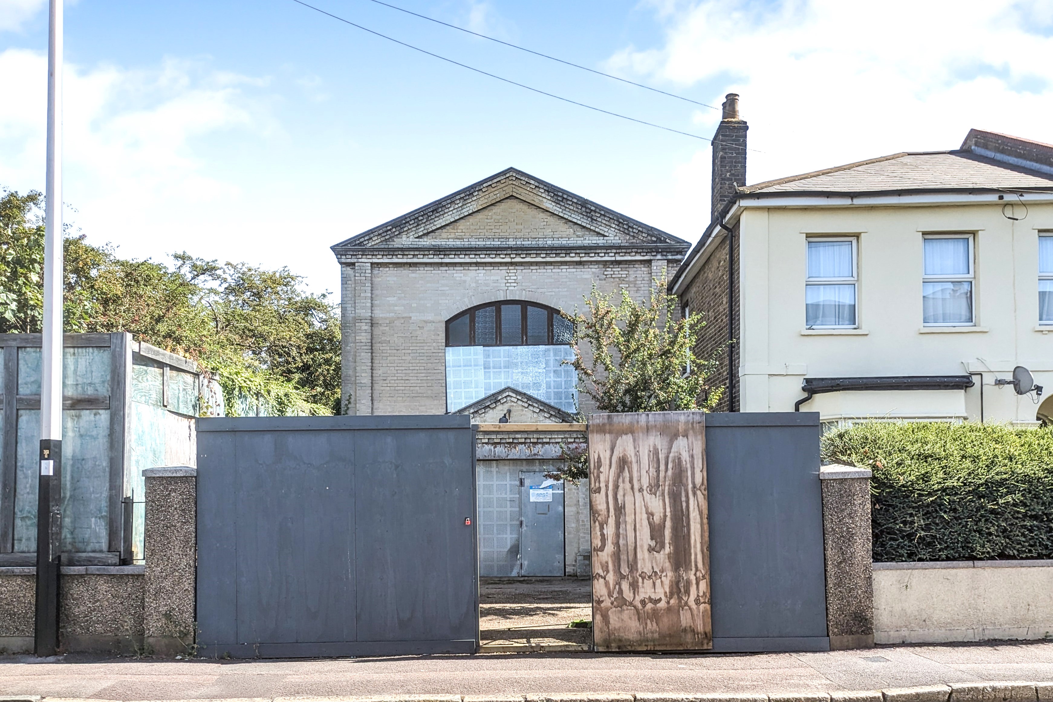 98 Dames Road, Forest Gate, London E7 0EB
