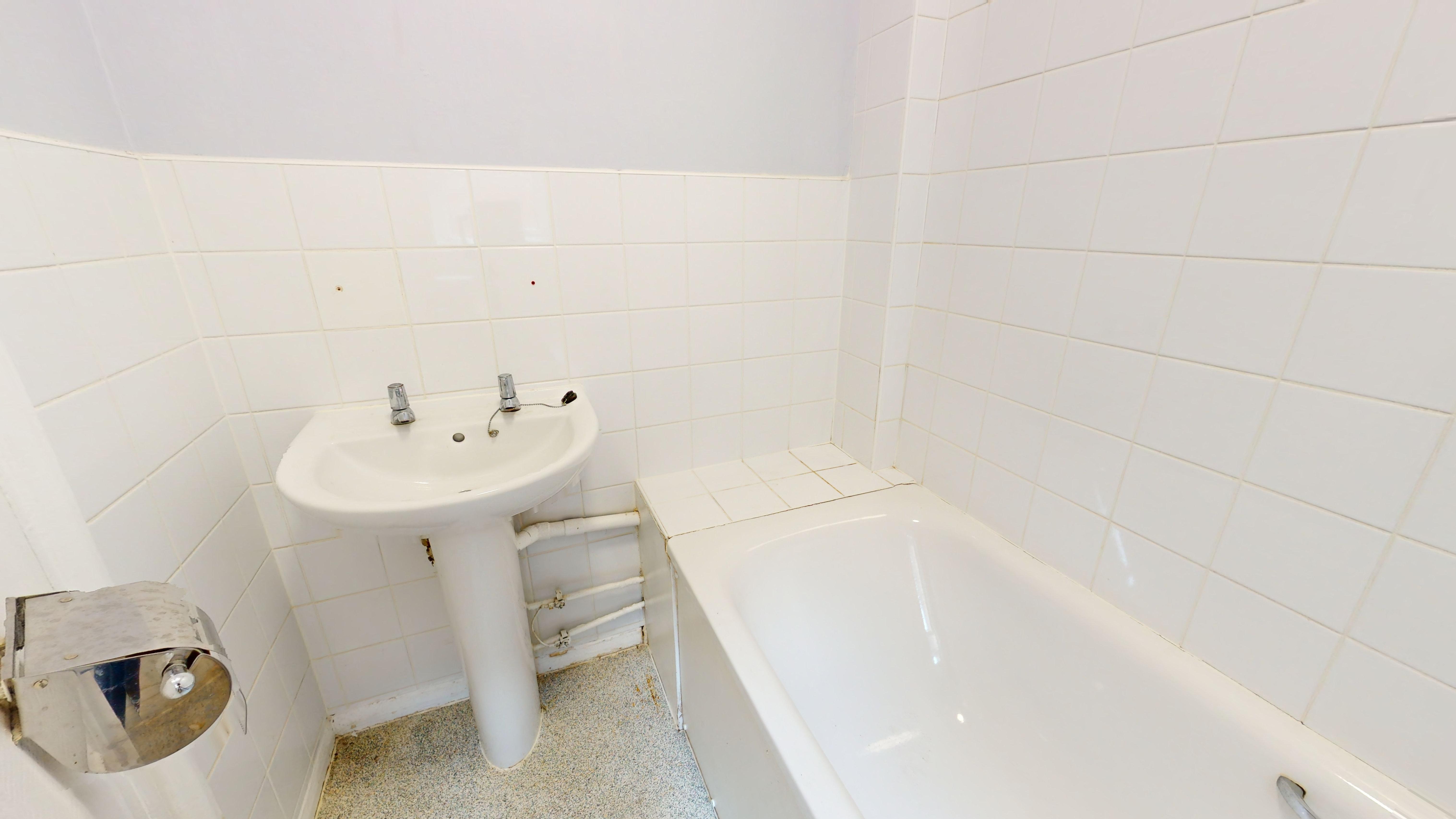 Ground Floor Flat, 97 Laleham Road, Catford, London, SE6 2JD