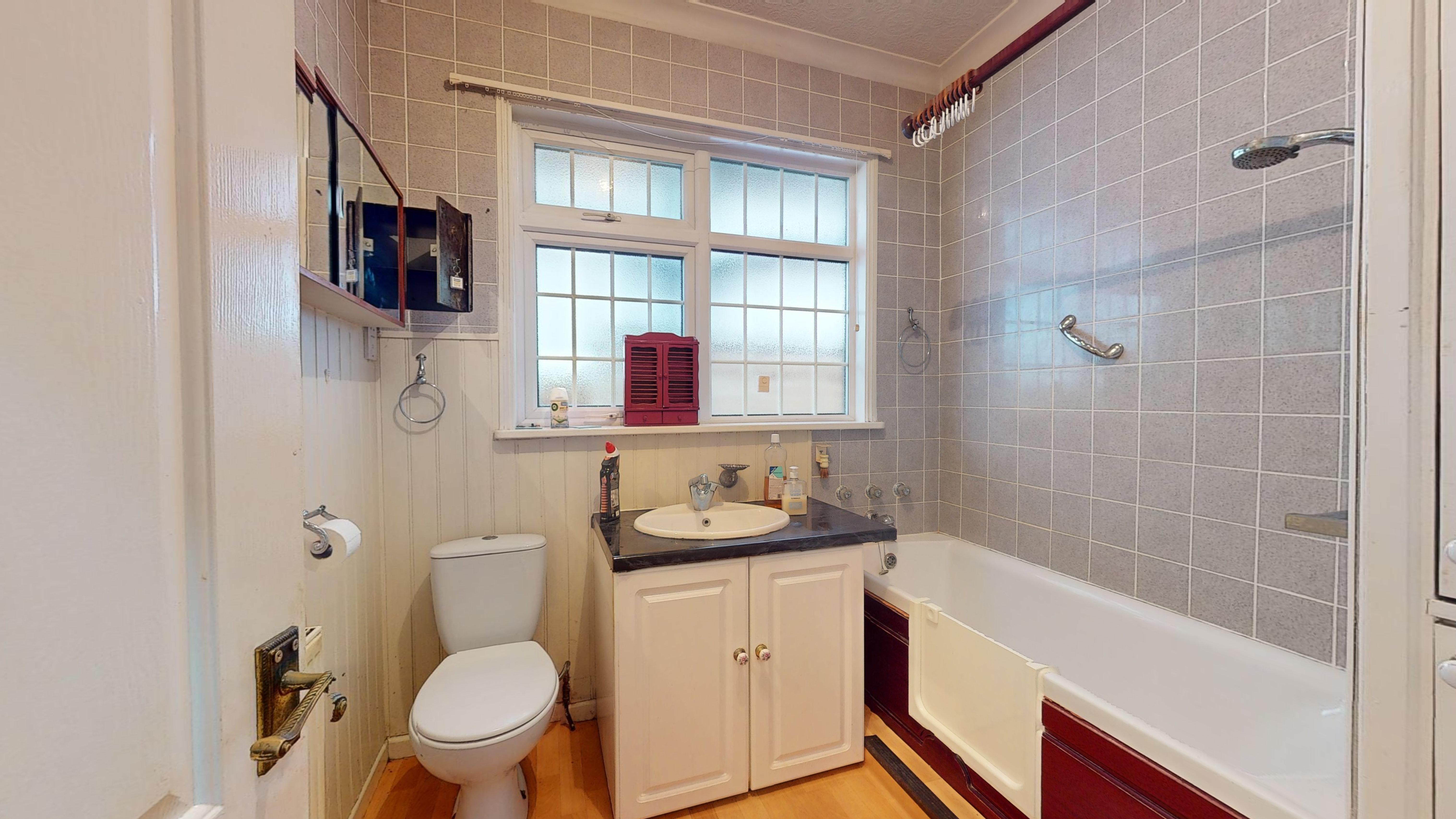 40 Winn Road, Lee, London, SE12 9EX
