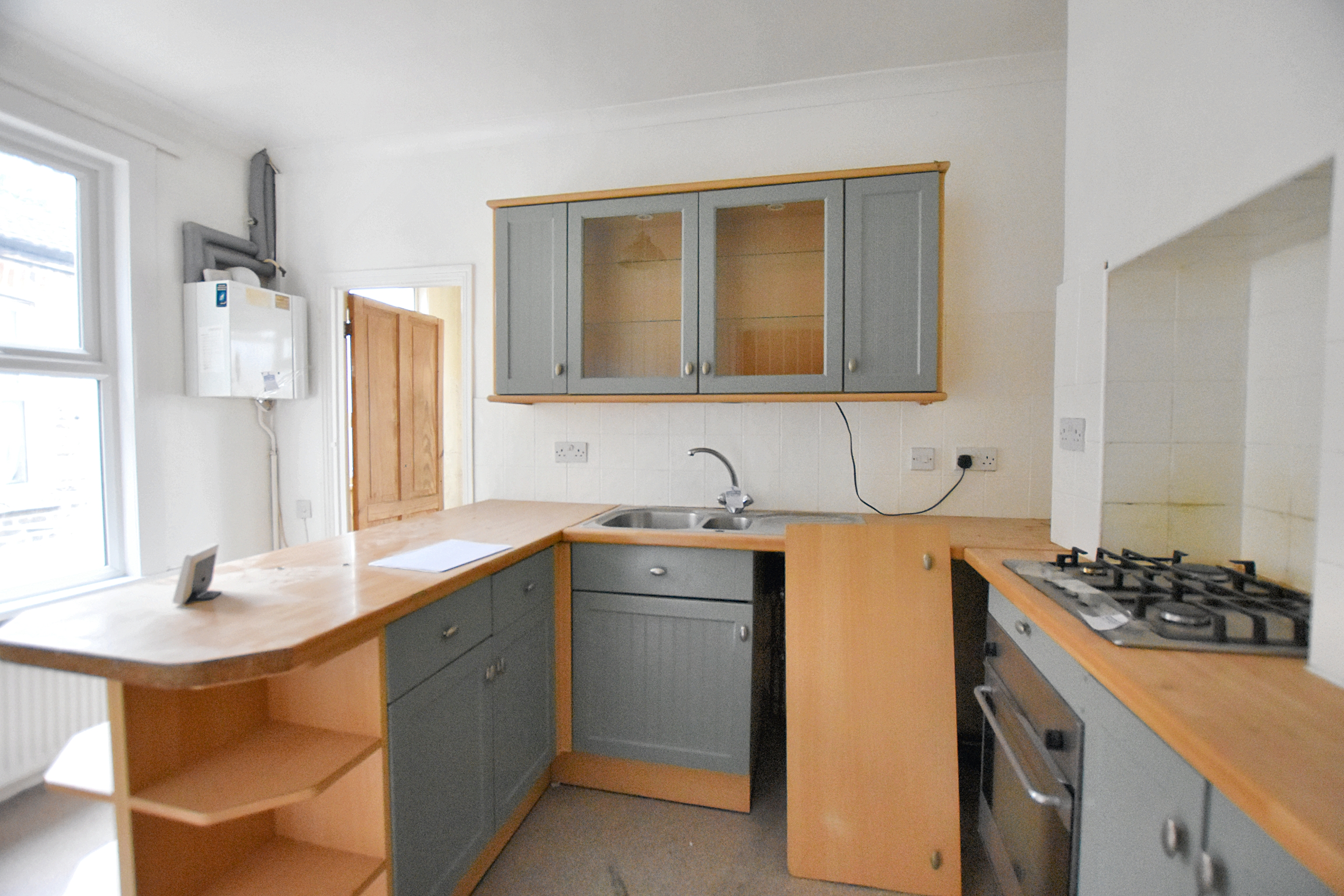 First Floor Maisonette 32 Dartnell Road, Croydon, Surrey, CR0 6JA