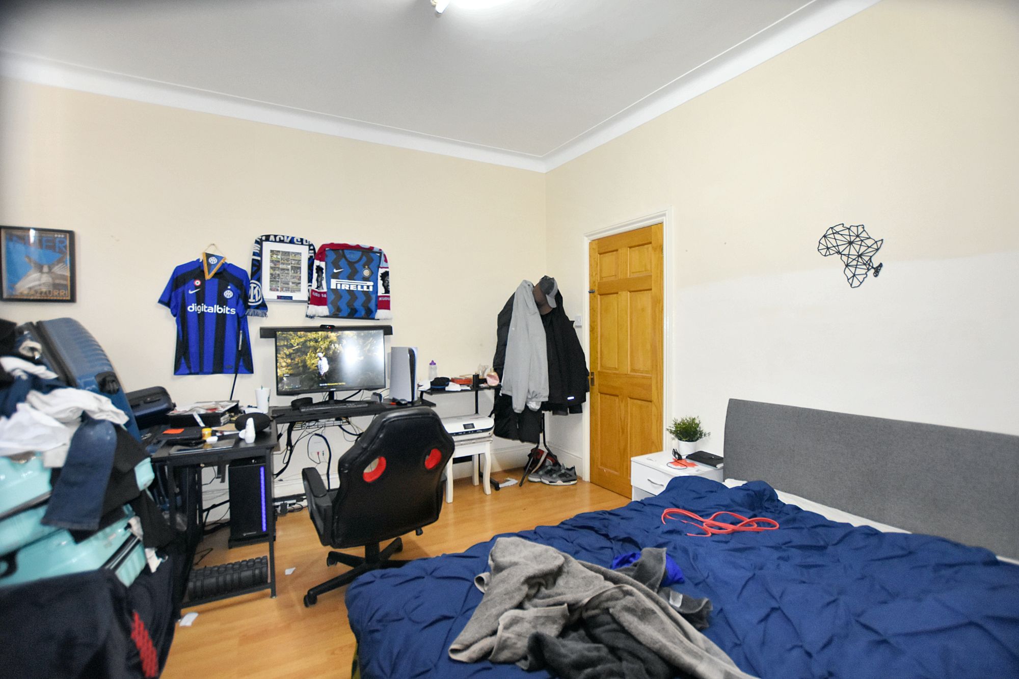 236 Brigstock Road, Thornton Heath, Surrey, CR7 7JD