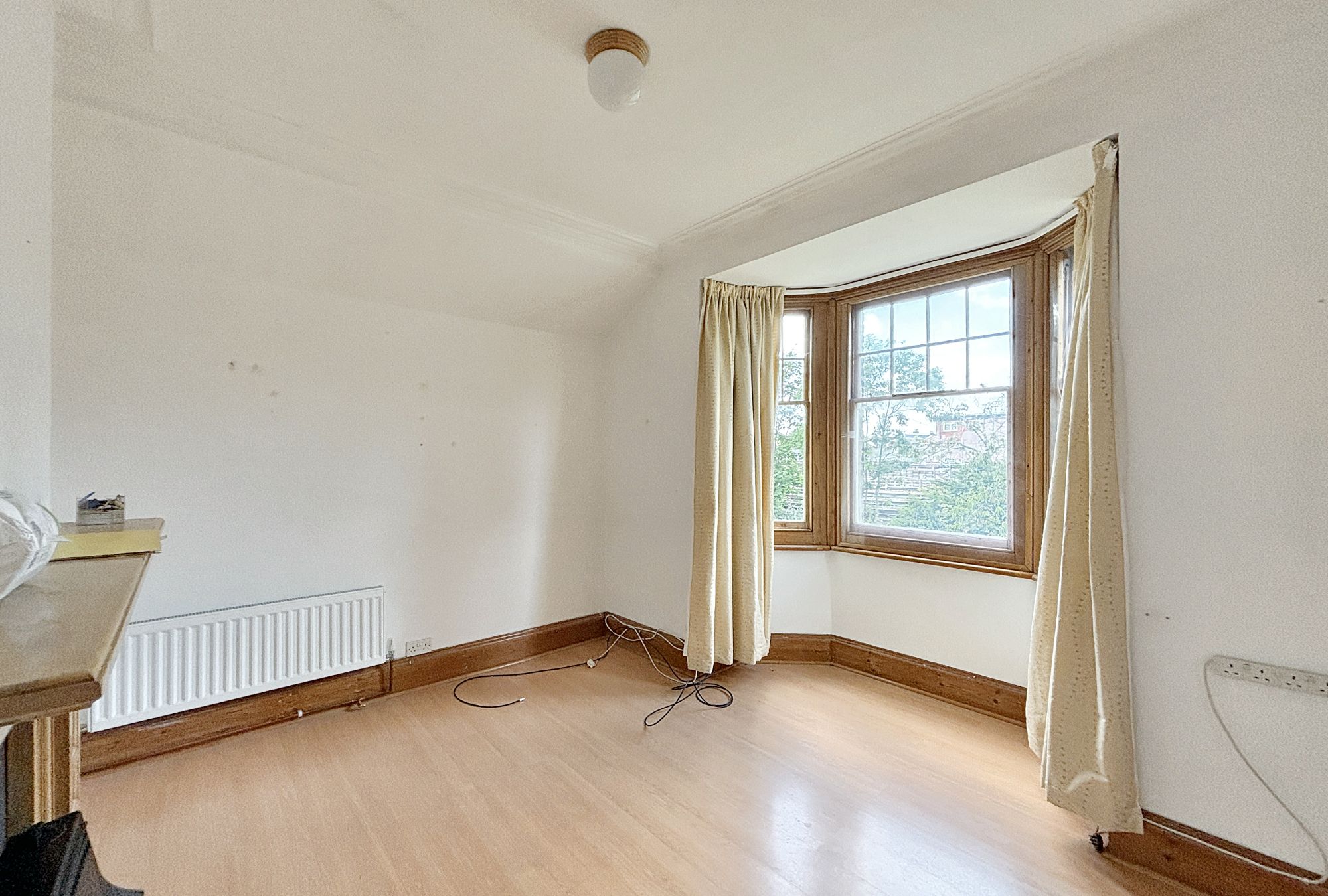 Flat 2, 39 St Pauls Avenue, Willesden, London NW2 5SS