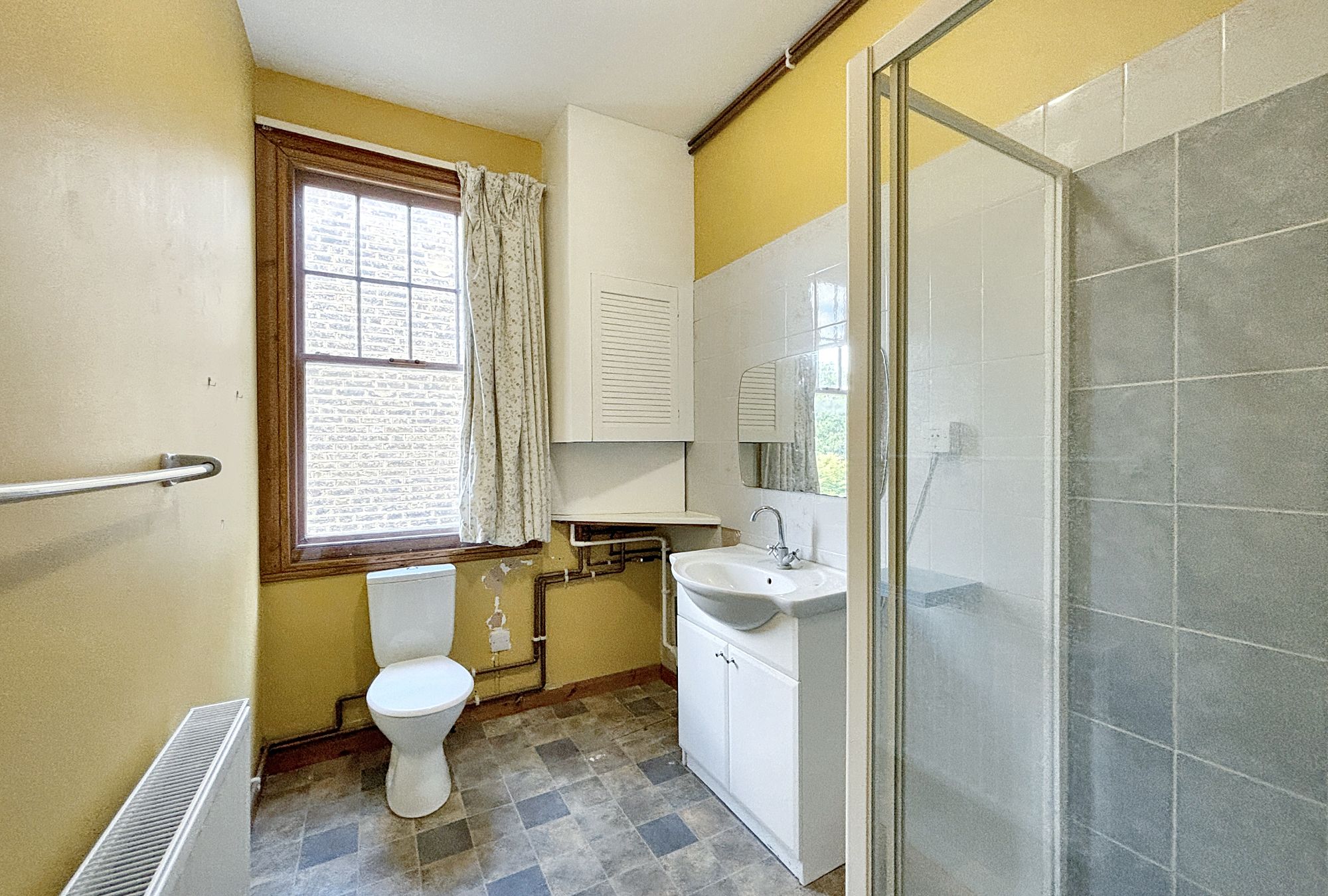 Flat 2, 39 St Pauls Avenue, Willesden, London NW2 5SS