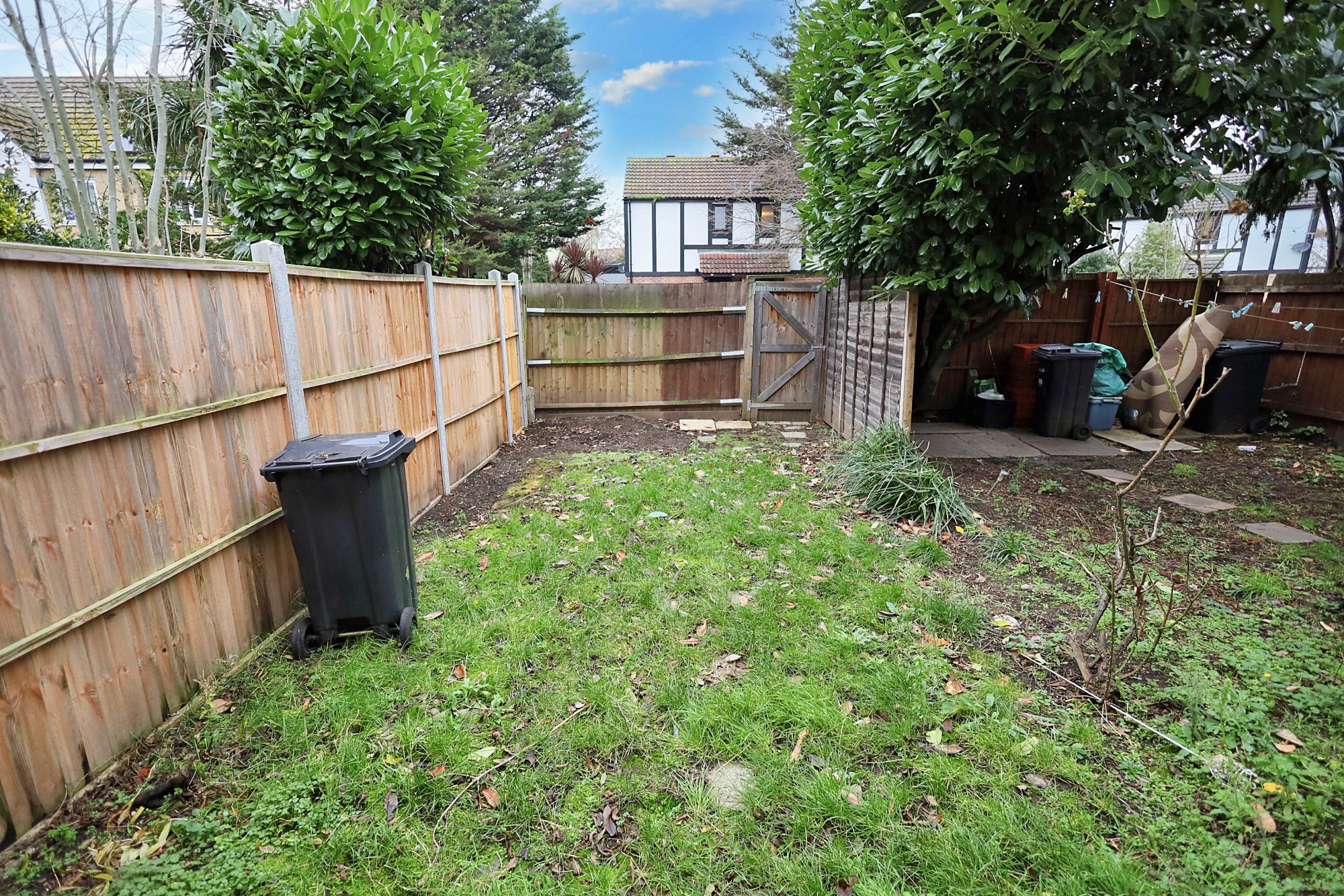 111 Grove Road, Romford, Essex, RM6 4PE