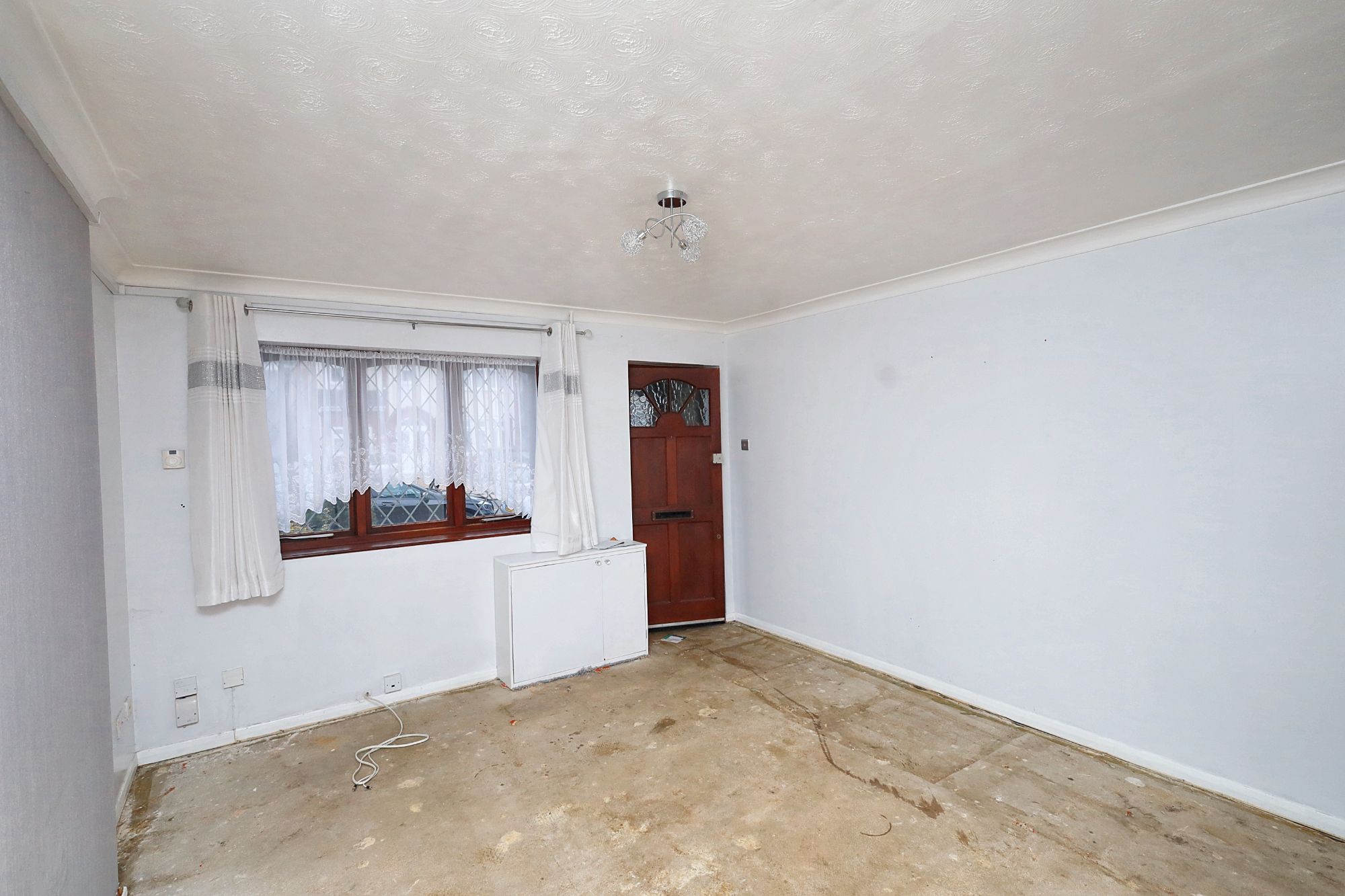 111 Grove Road, Romford, Essex, RM6 4PE