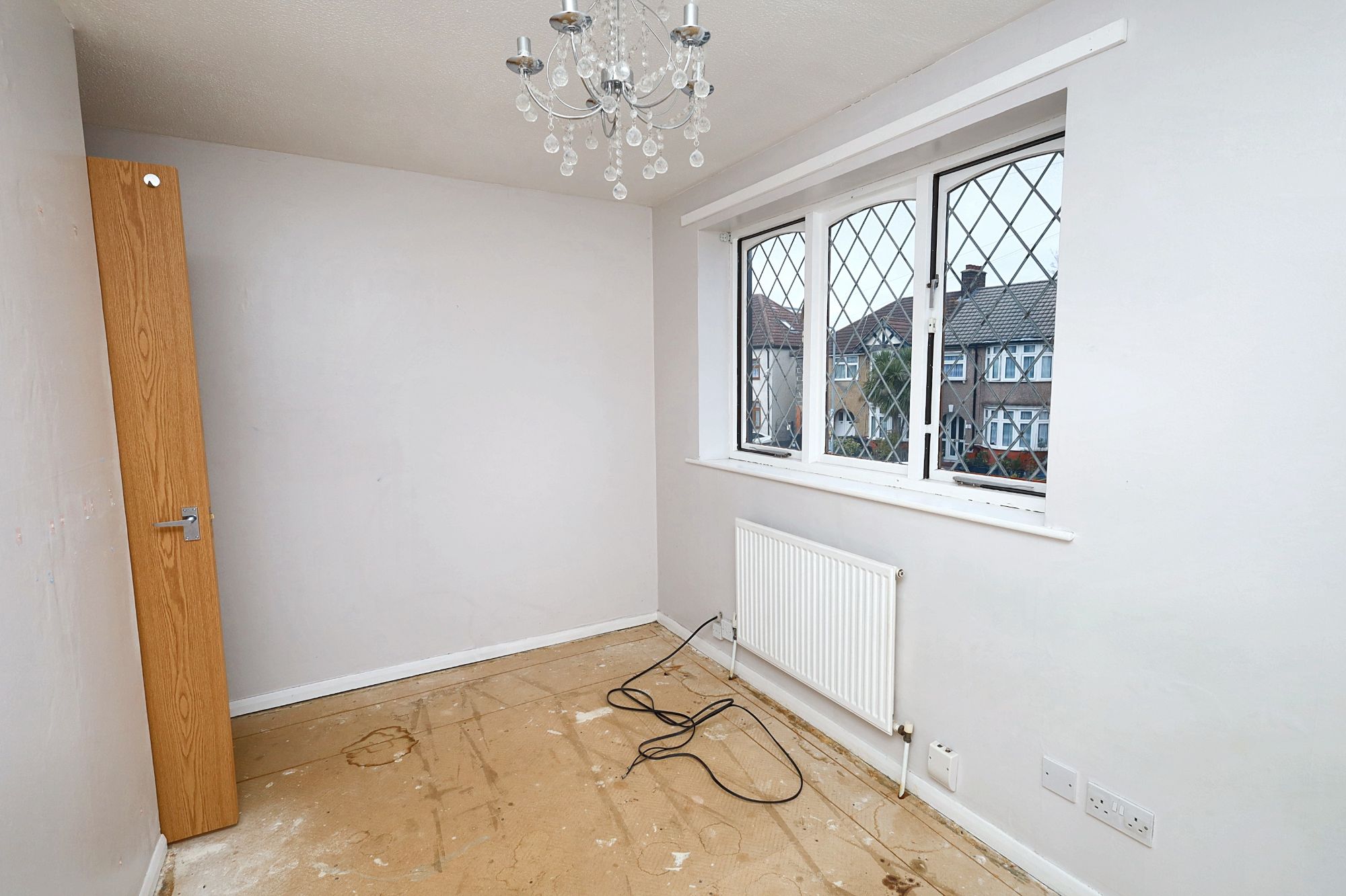 111 Grove Road, Romford, Essex, RM6 4PE