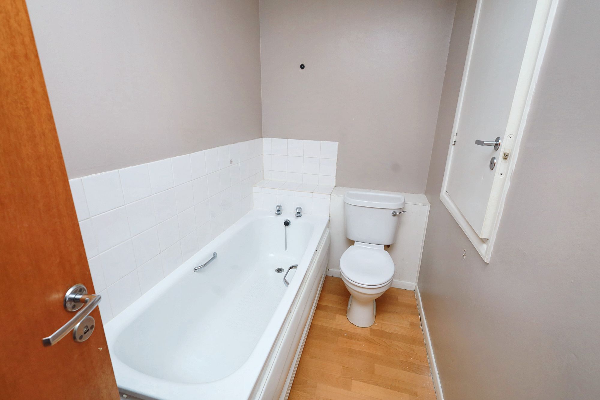 111 Grove Road, Romford, Essex, RM6 4PE