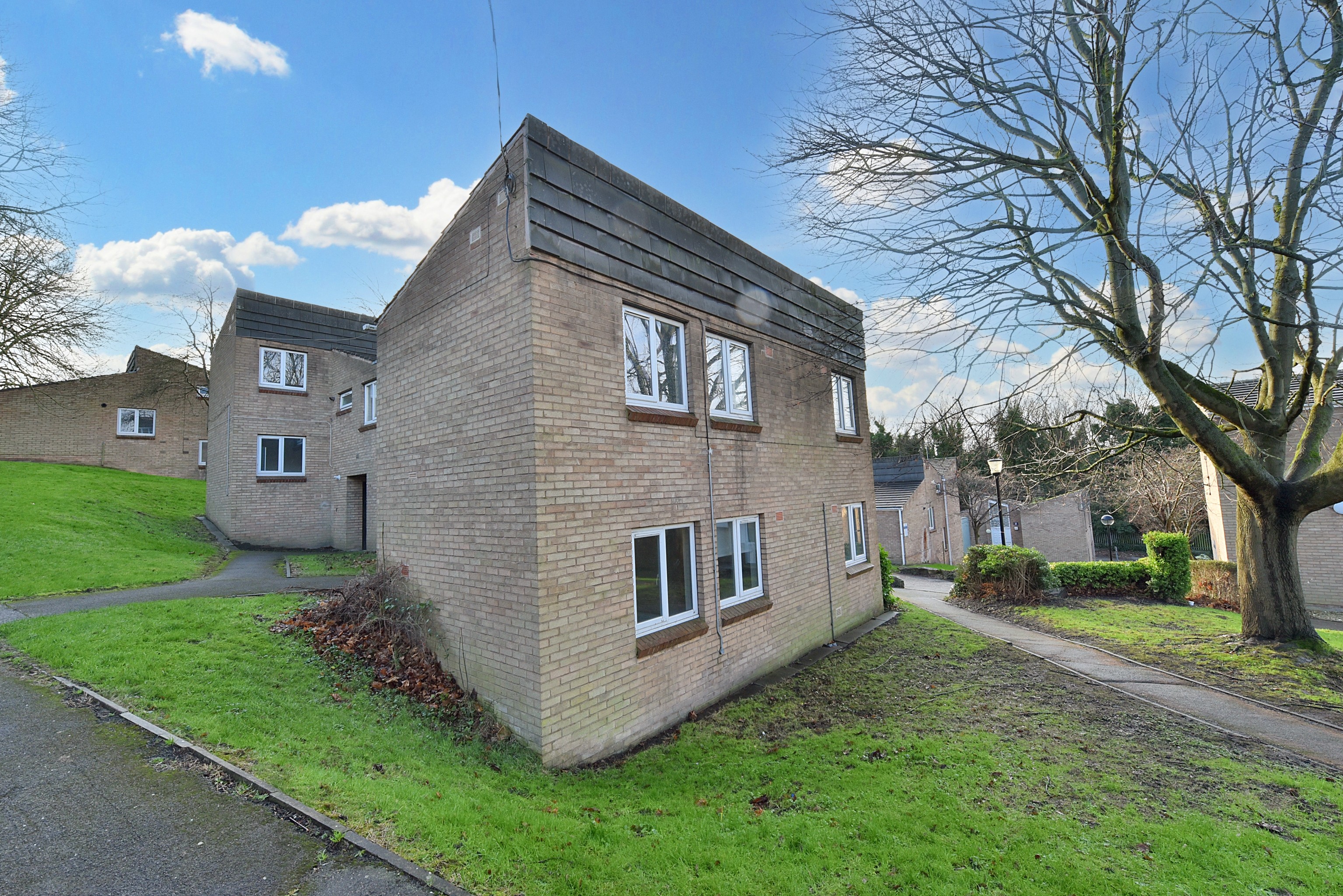 43 Norfolk Park Village, 200 Norfolk Park Road, Sheffield S2 2UA