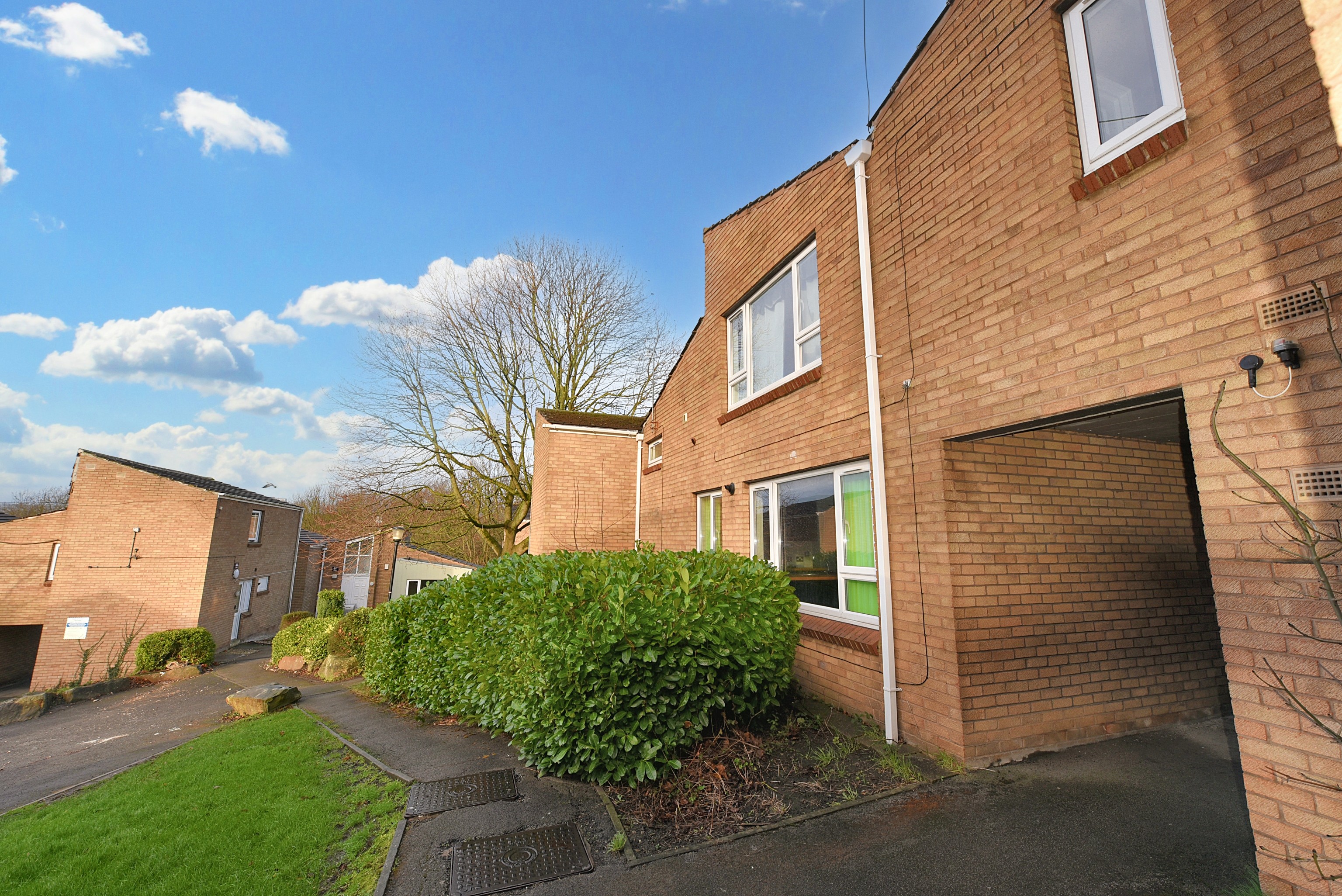 43 Norfolk Park Village, 200 Norfolk Park Road, Sheffield S2 2UA
