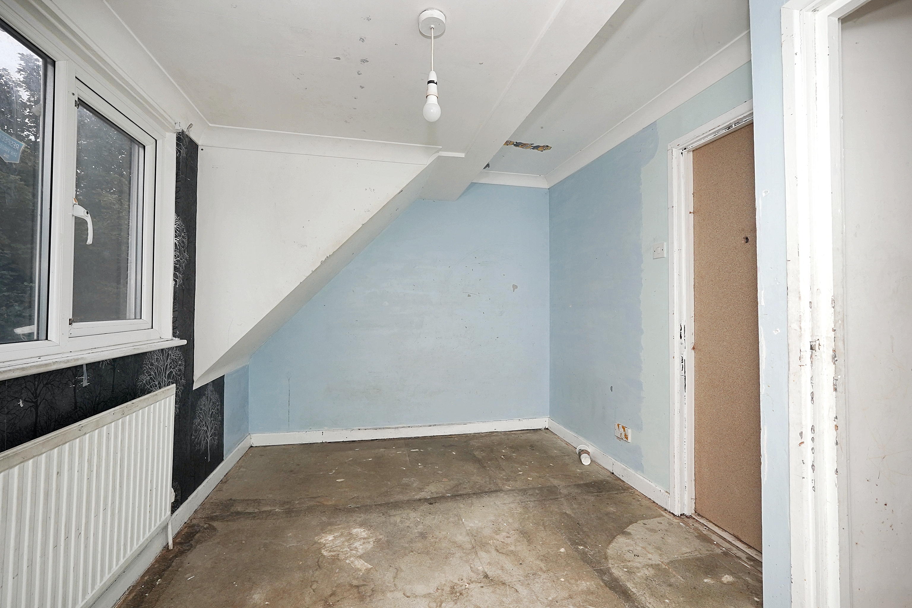 18 Battery Point, Sandgate, Hythe, Kent, CT21 5RR