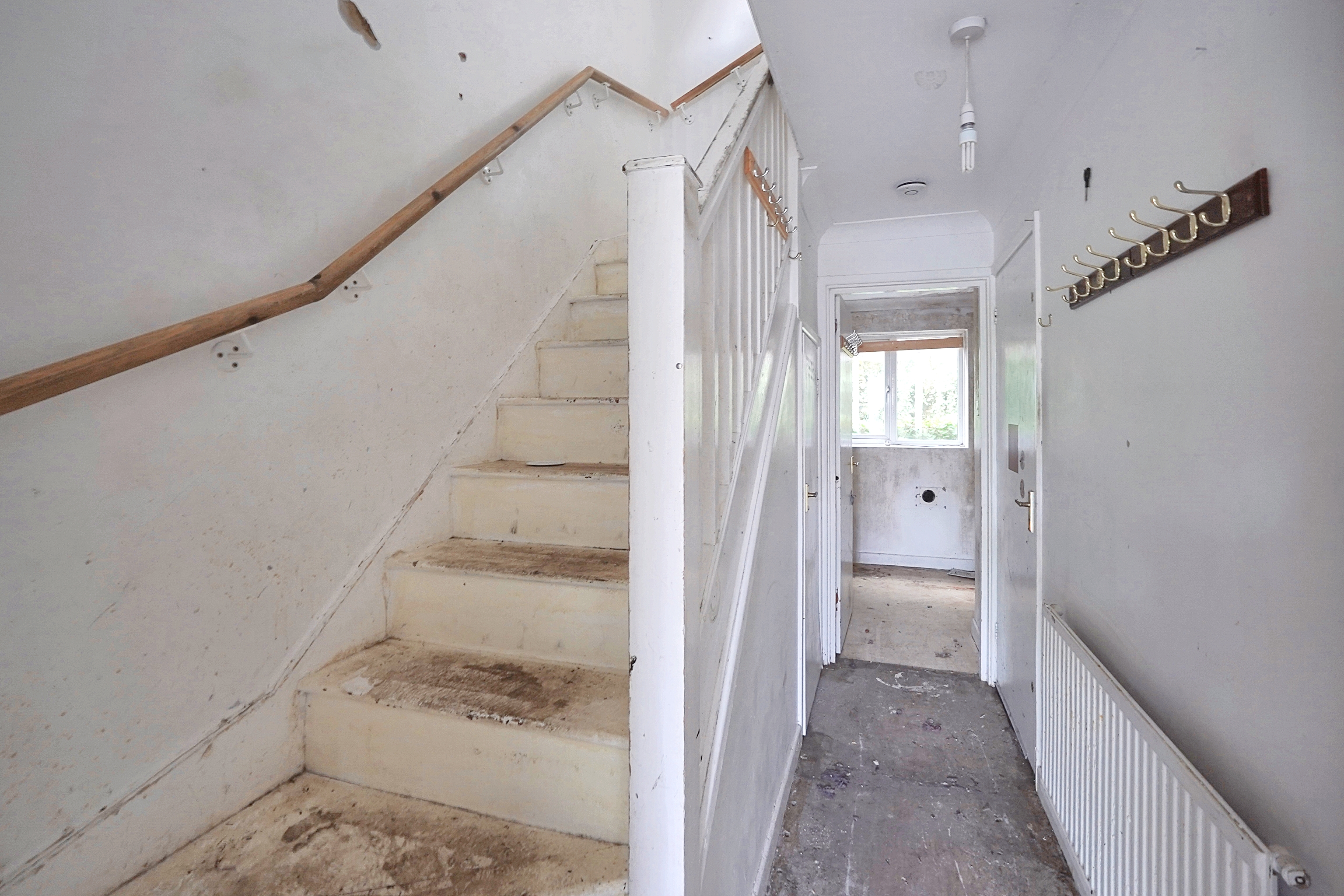 18 Battery Point, Sandgate, Hythe, Kent, CT21 5RR