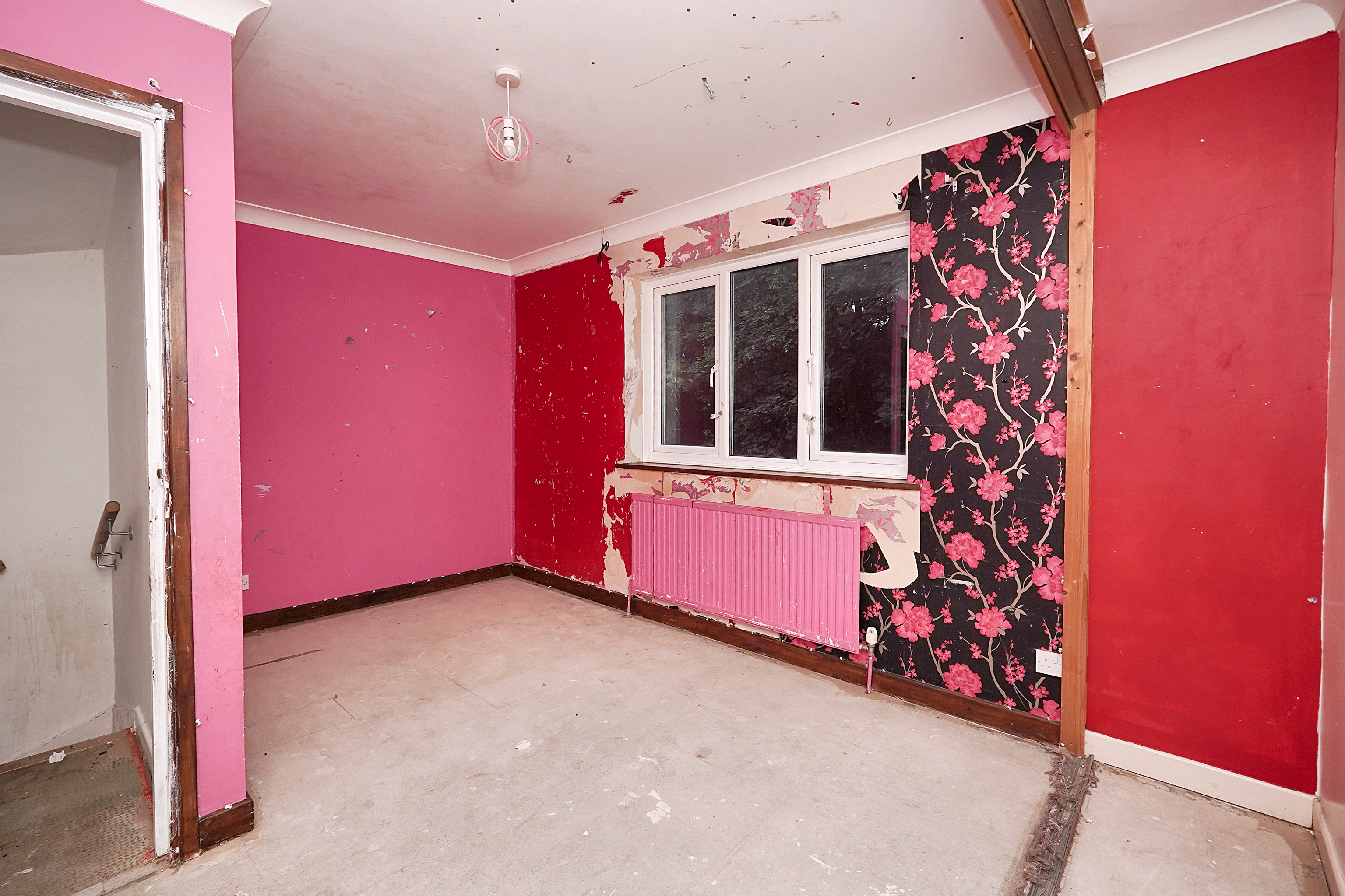 18 Battery Point, Sandgate, Hythe, Kent, CT21 5RR