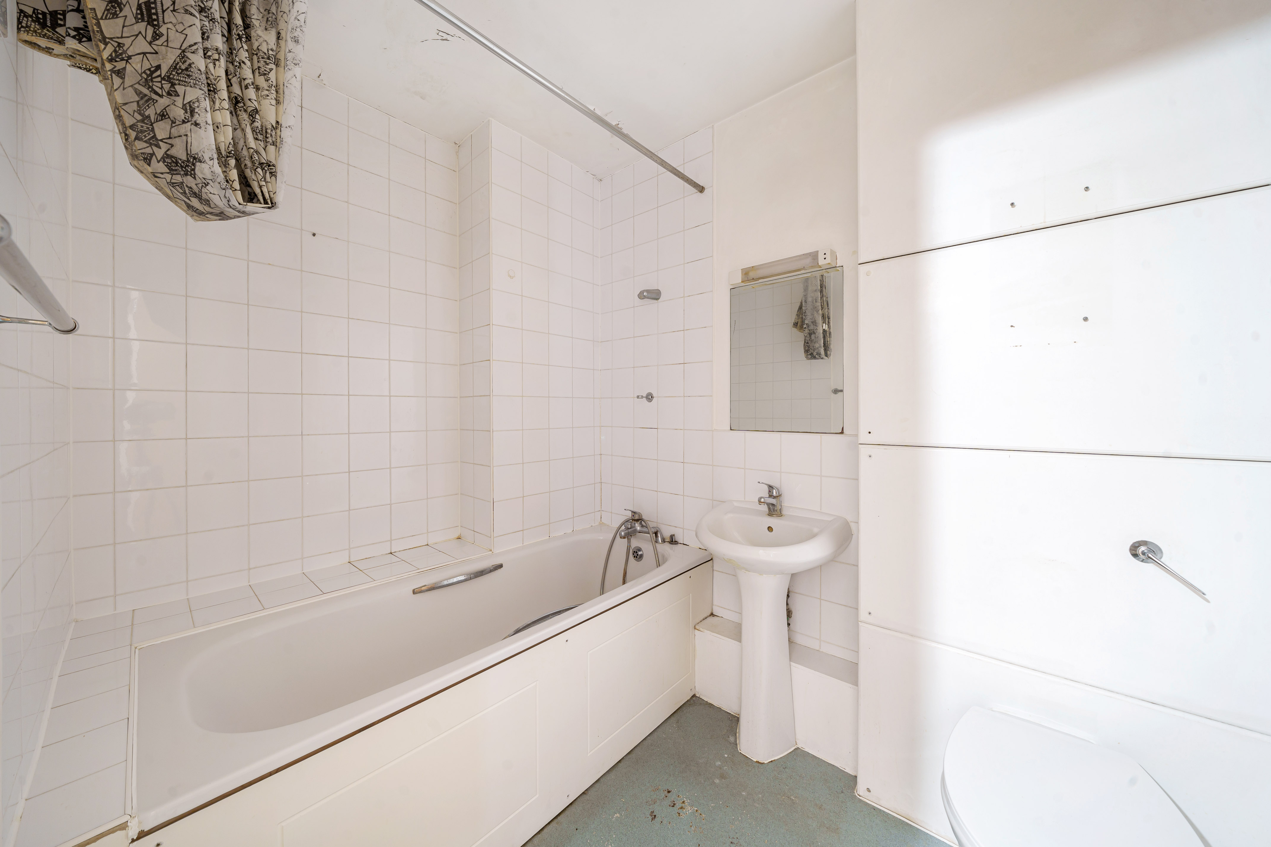 Flat 201 Courtenay House, 9 New Park Road, Brixton Hill, London, SW2 4DN