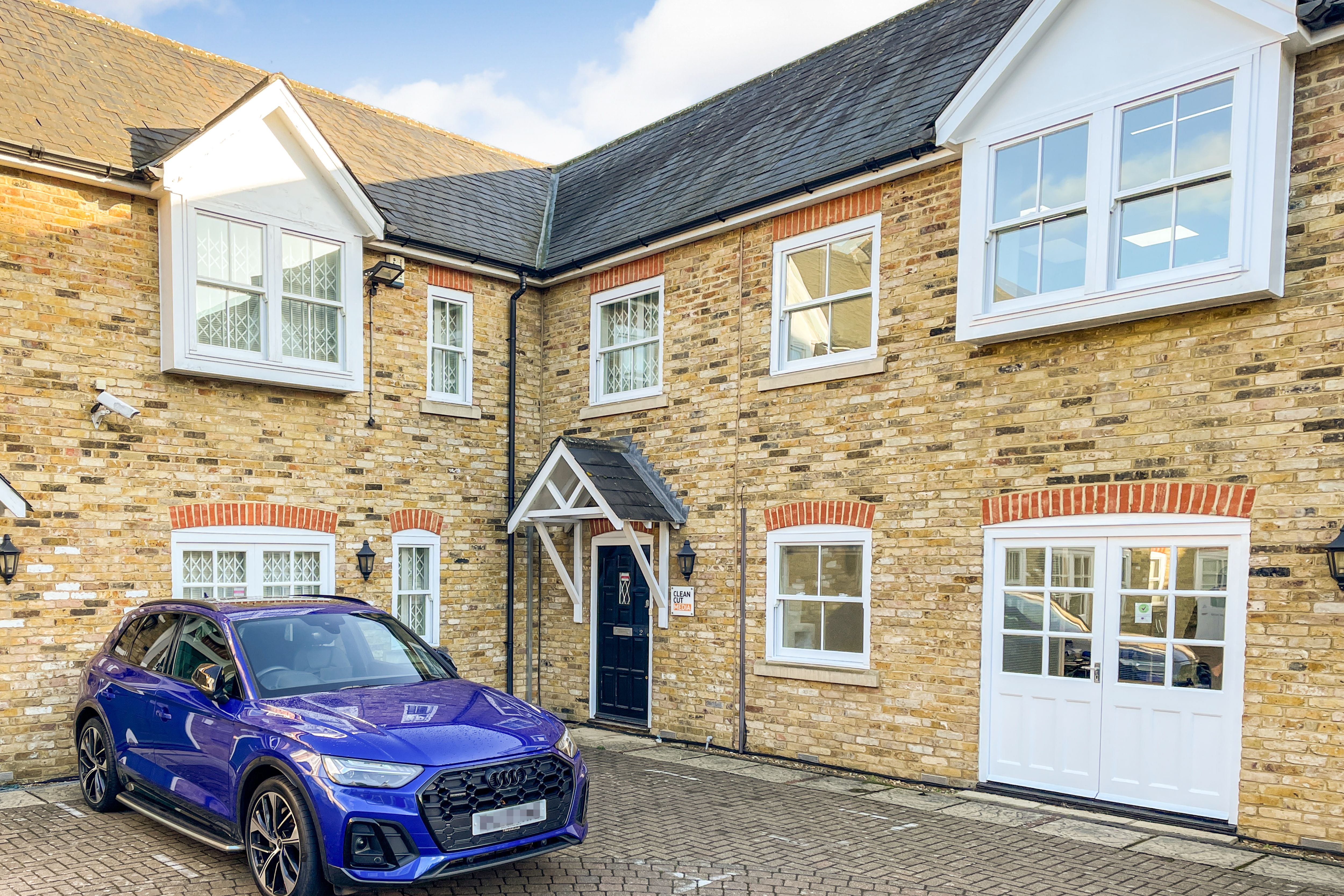 Unit 2 St John's Mews, 13 St John's Road, Hampton Wick, Surrey, KT1 4AN