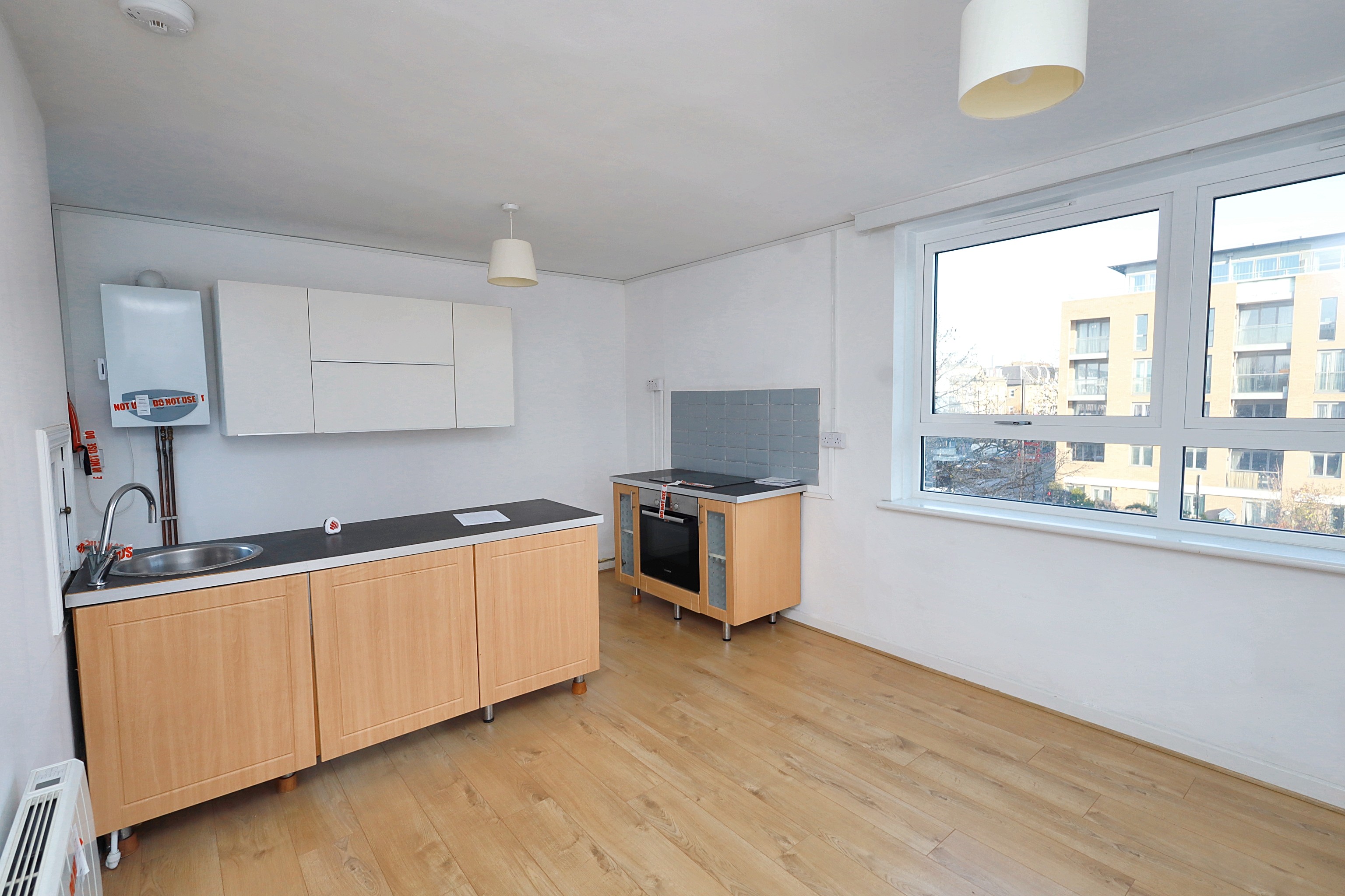 Flat 22, Verulam House, Hammersmith Grove, London,  W6 0NW