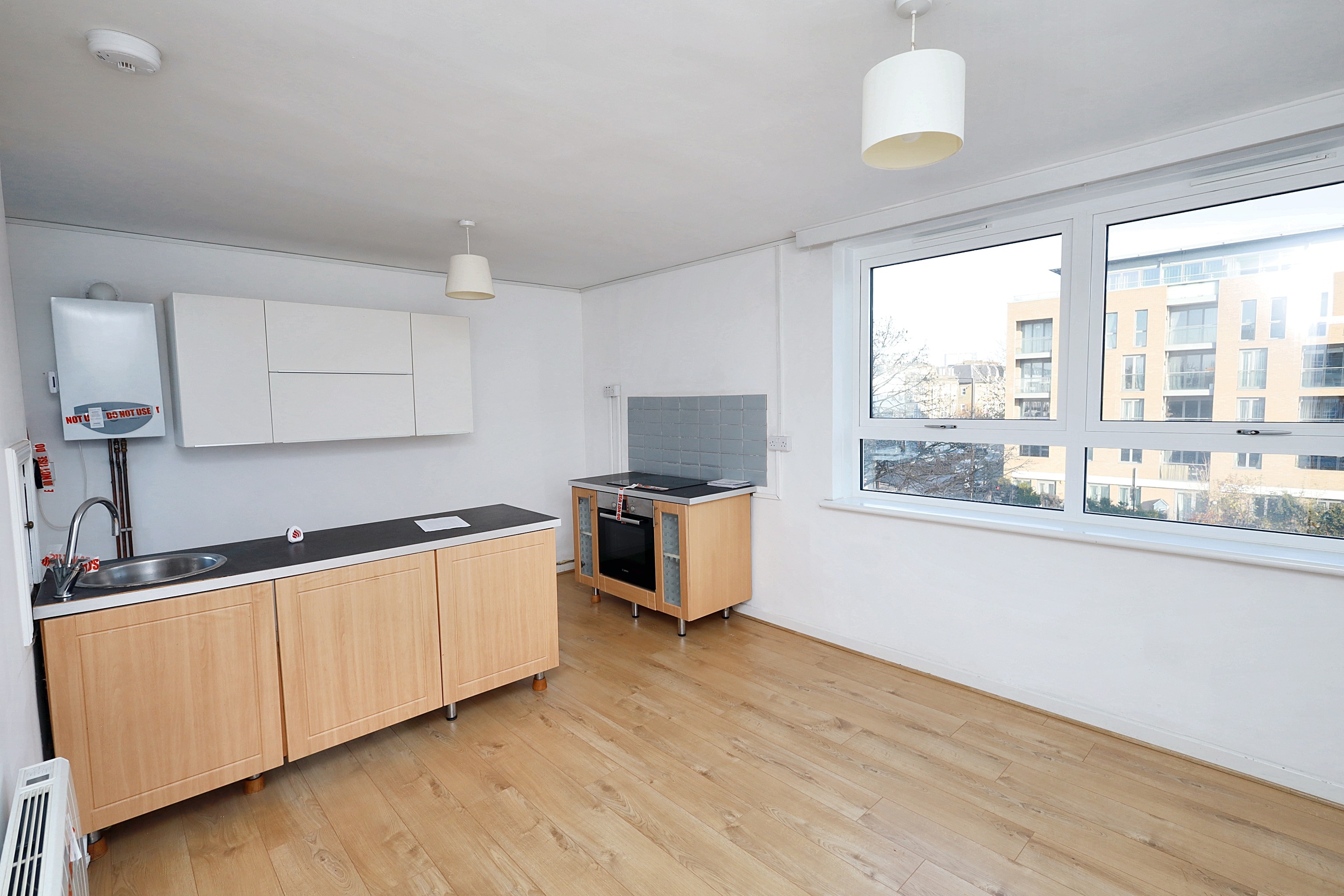 Flat 22, Verulam House, Hammersmith Grove, London,  W6 0NW