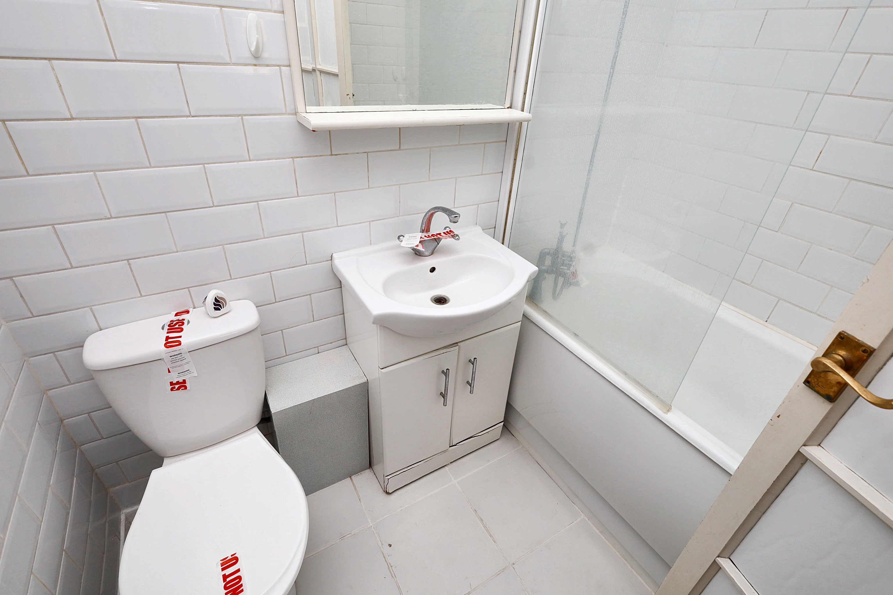 Flat 22, Verulam House, Hammersmith Grove, London,  W6 0NW