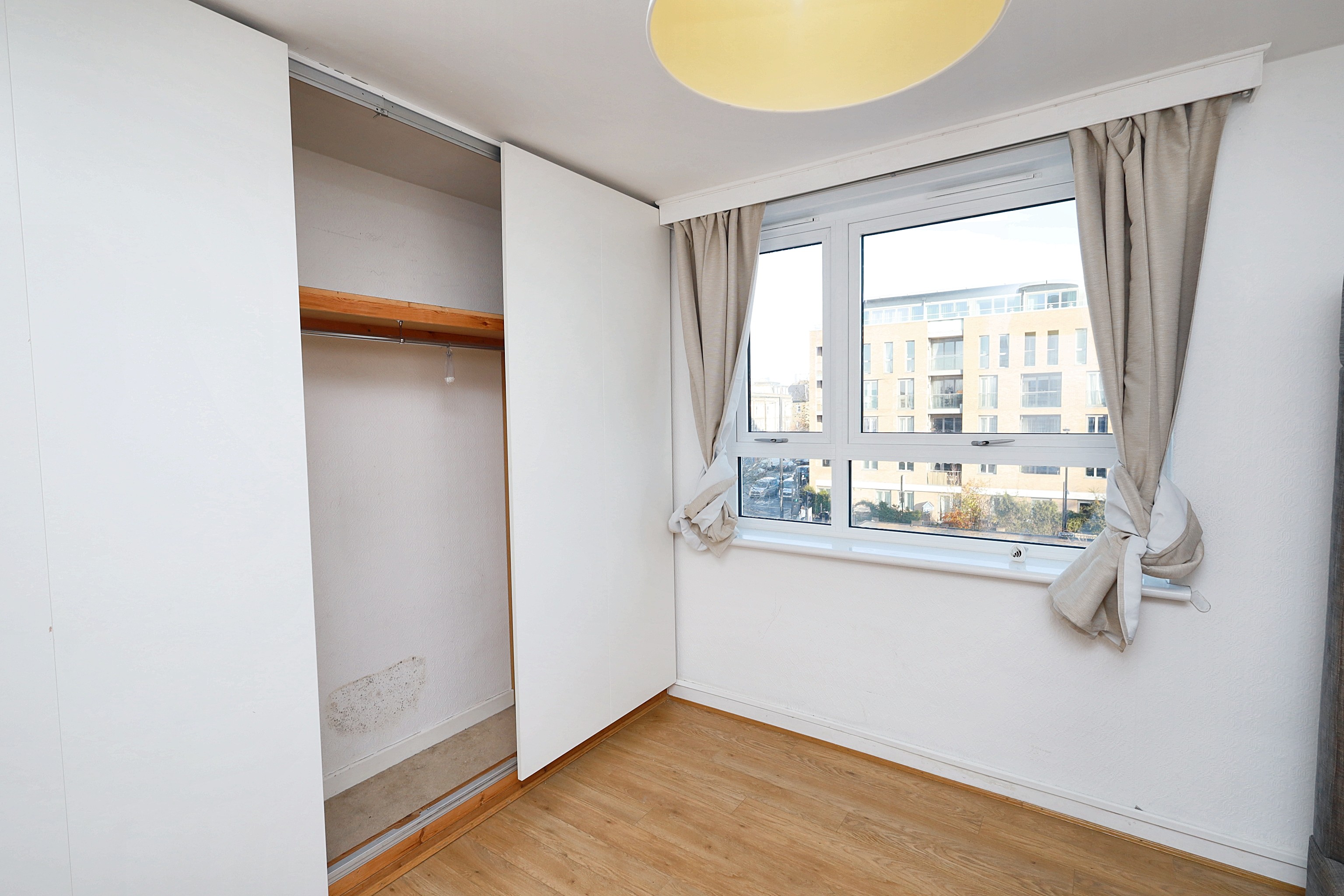 Flat 22, Verulam House, Hammersmith Grove, London,  W6 0NW